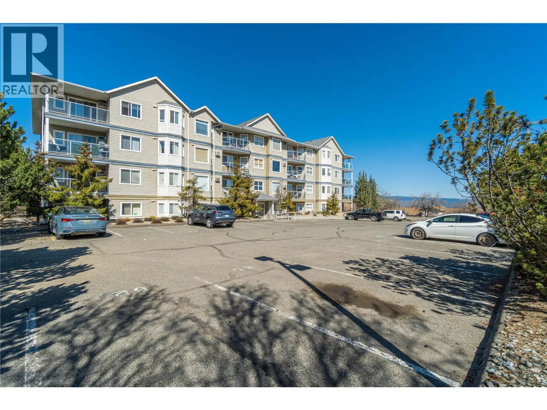 #411 1170 HUGH ALLAN Drive - Image 3