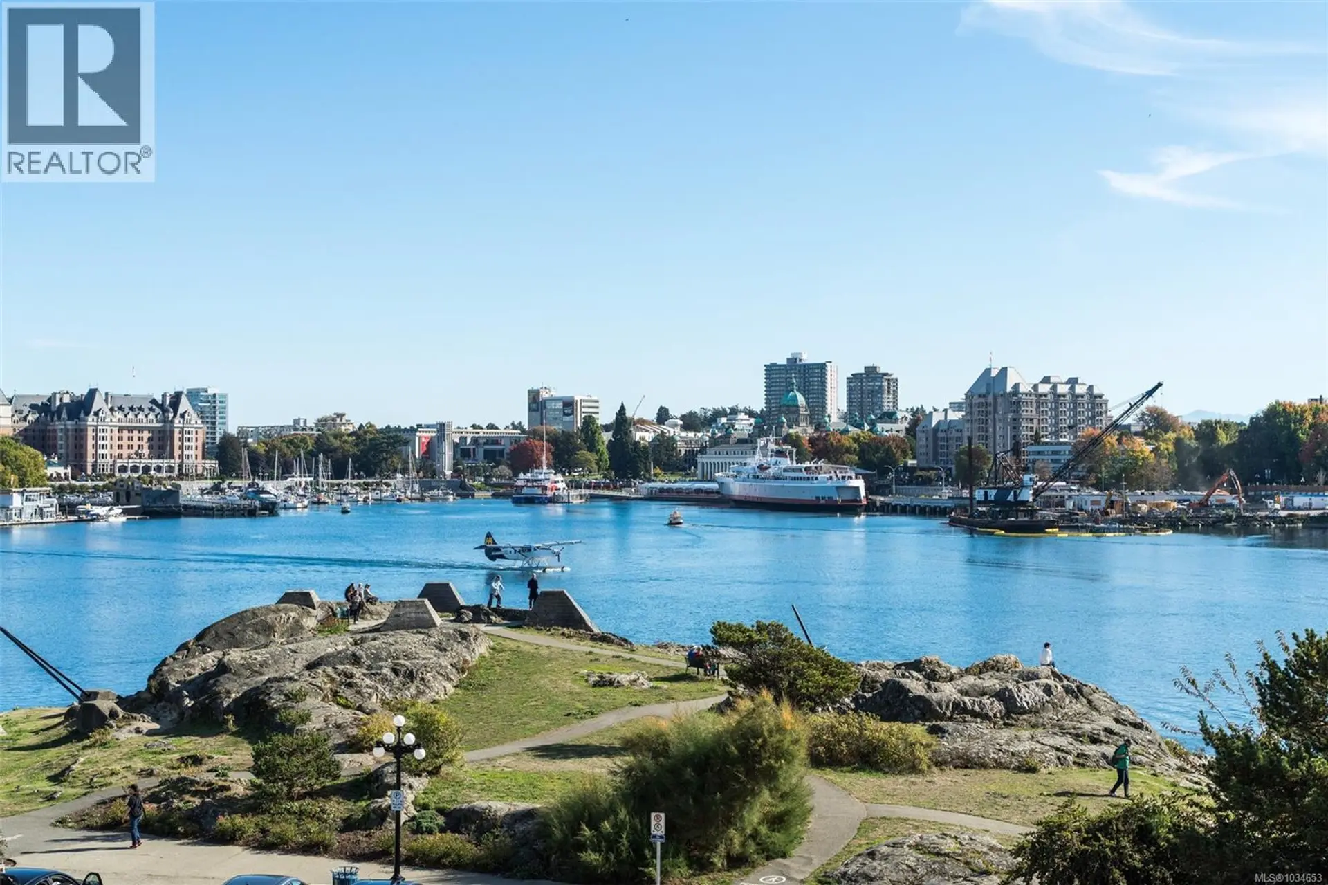Property at #303 50 Songhees Rd, Victoria, BC