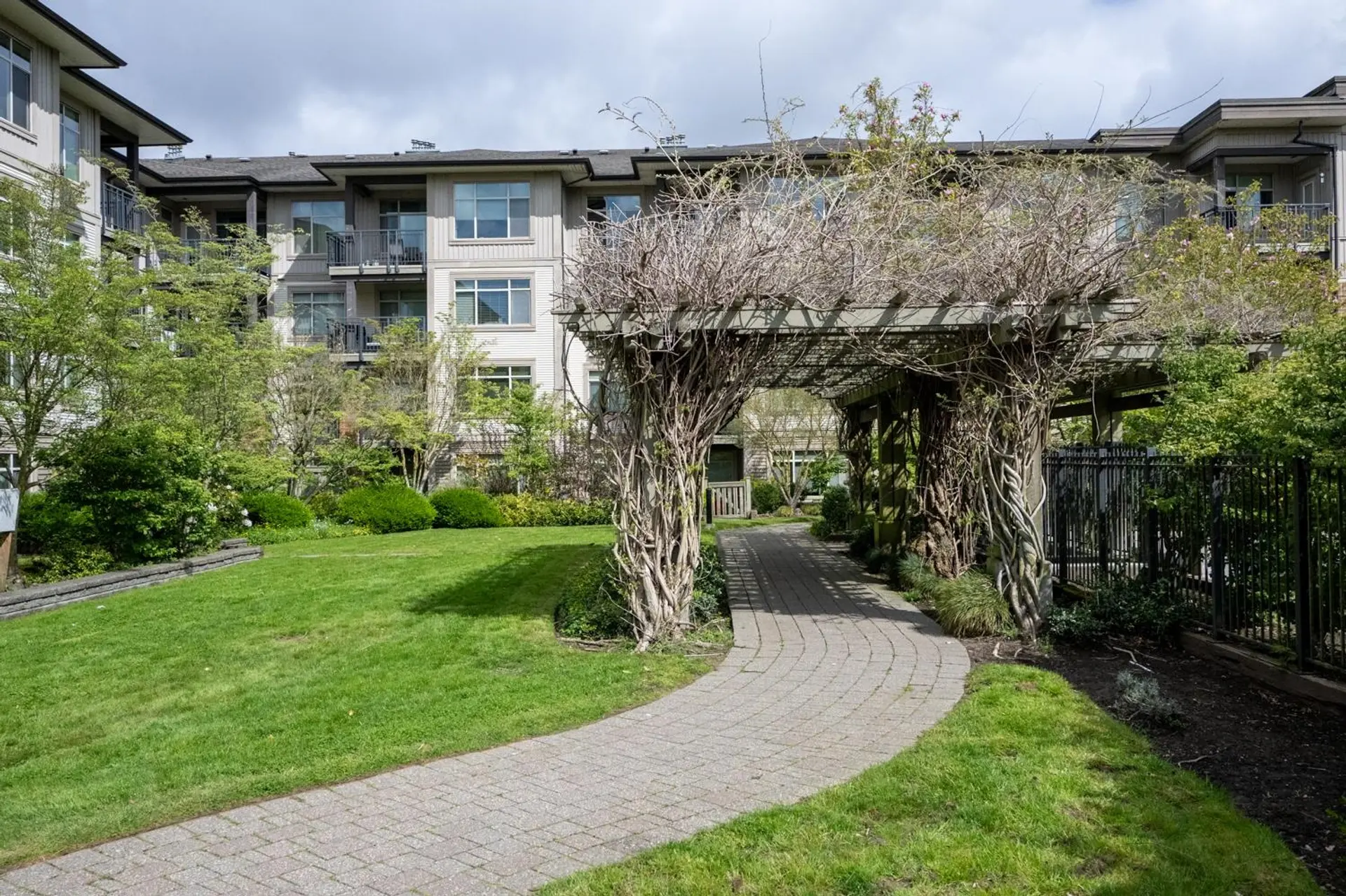 #233 9288 Odlin Road - Image 11