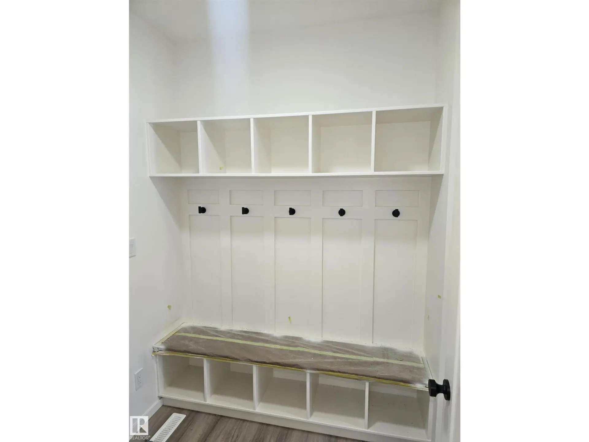 7706 174A AV NW - Image 5