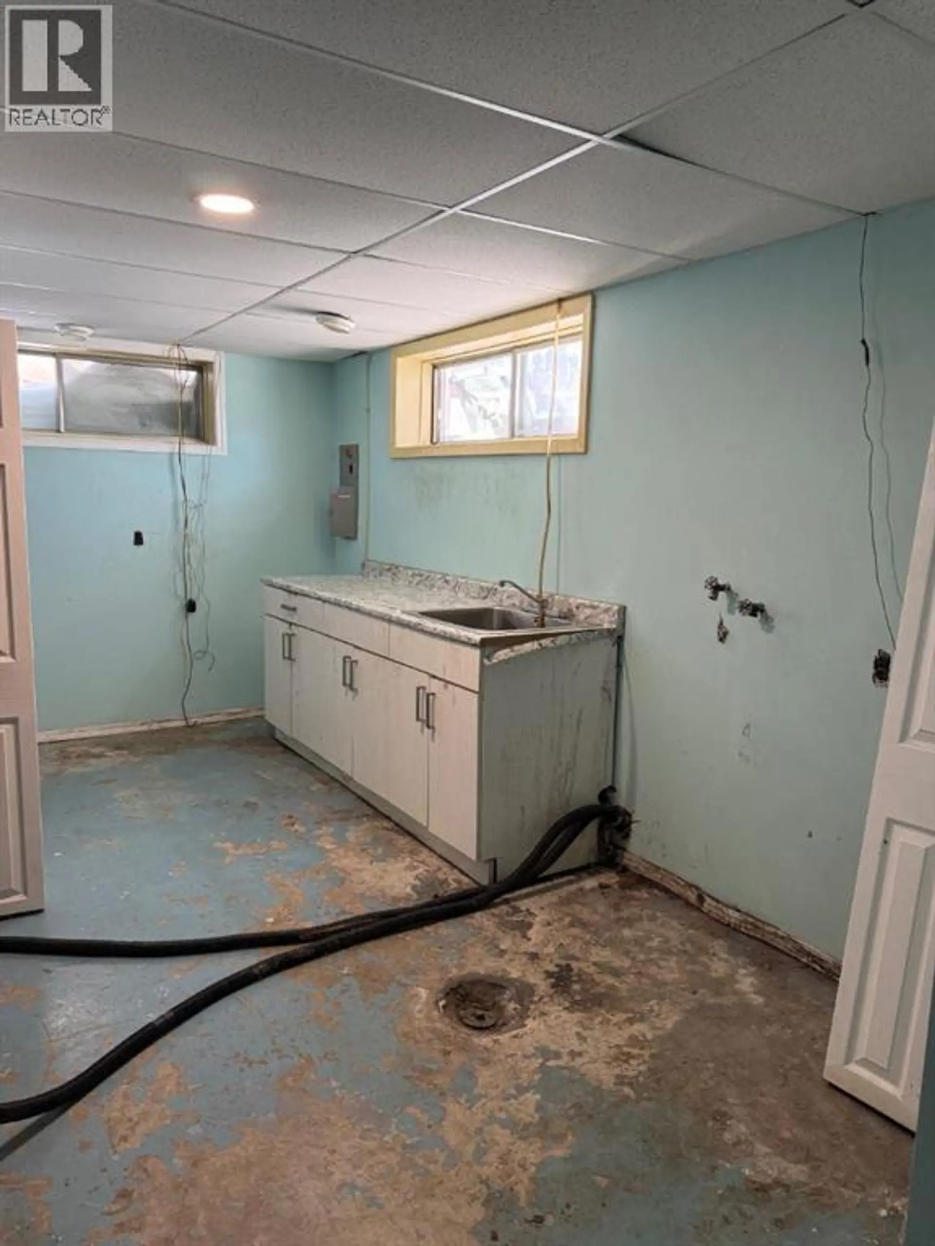 10140 105 Street - Image 10