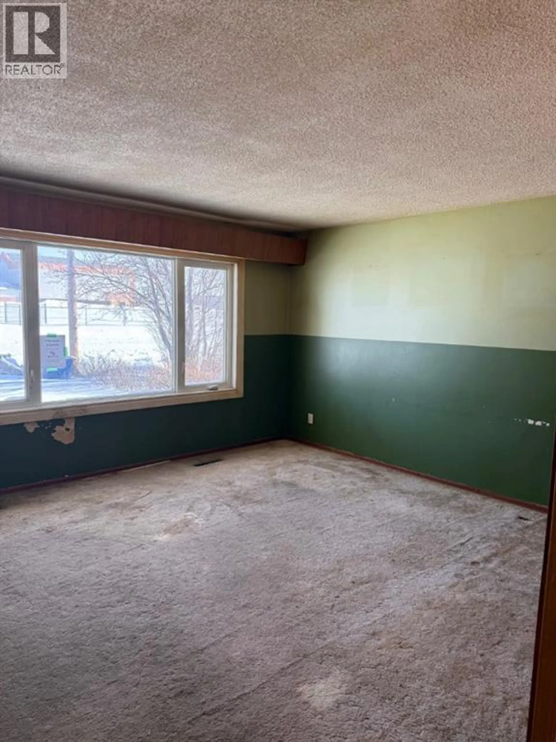 10140 105 Street - Image 2
