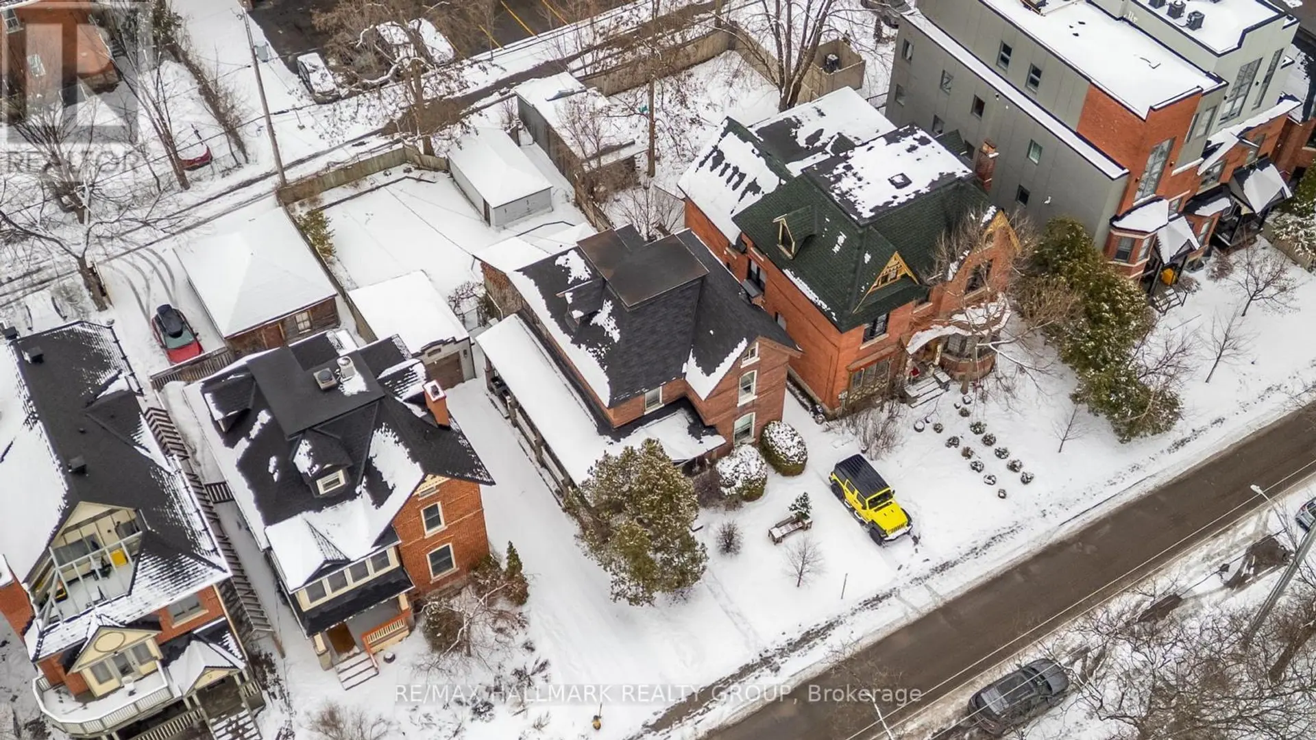 45 RUSSELL AVENUE - Image 11