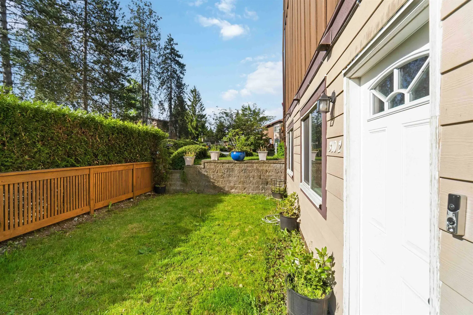 #2 310 Highland Way - Image 2