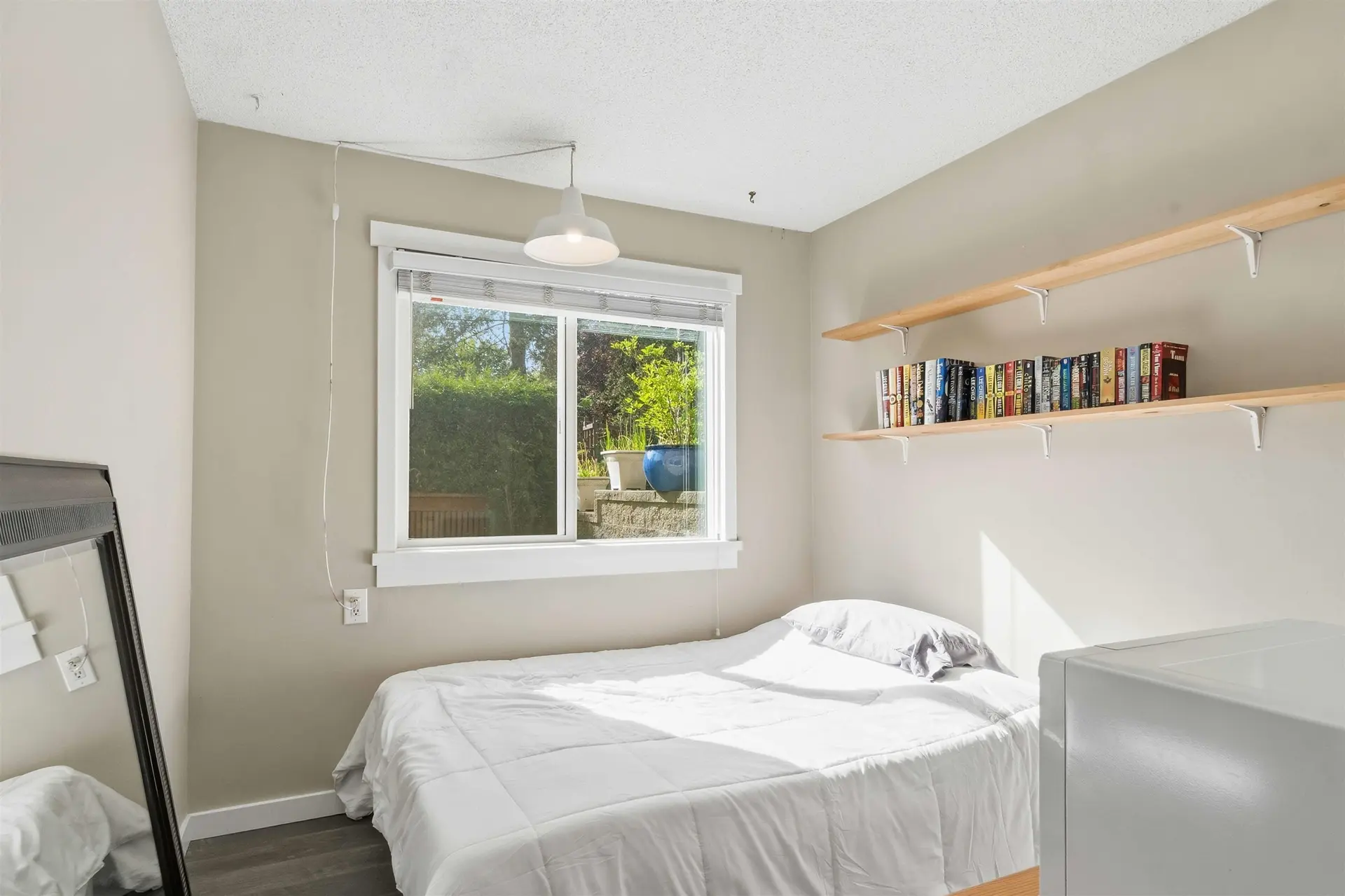 #2 310 Highland Way - Image 10