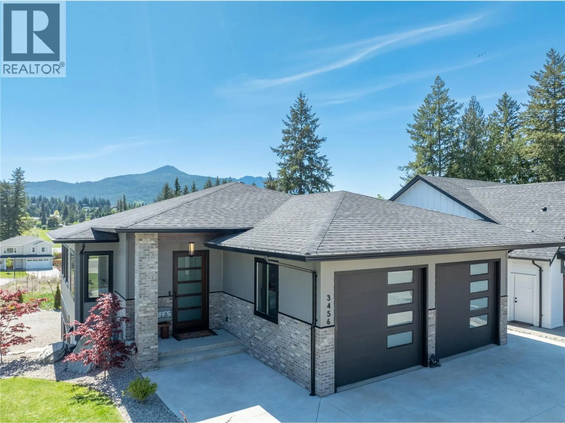 Property at 3456 18 Avenue NE, Salmon Arm, BC