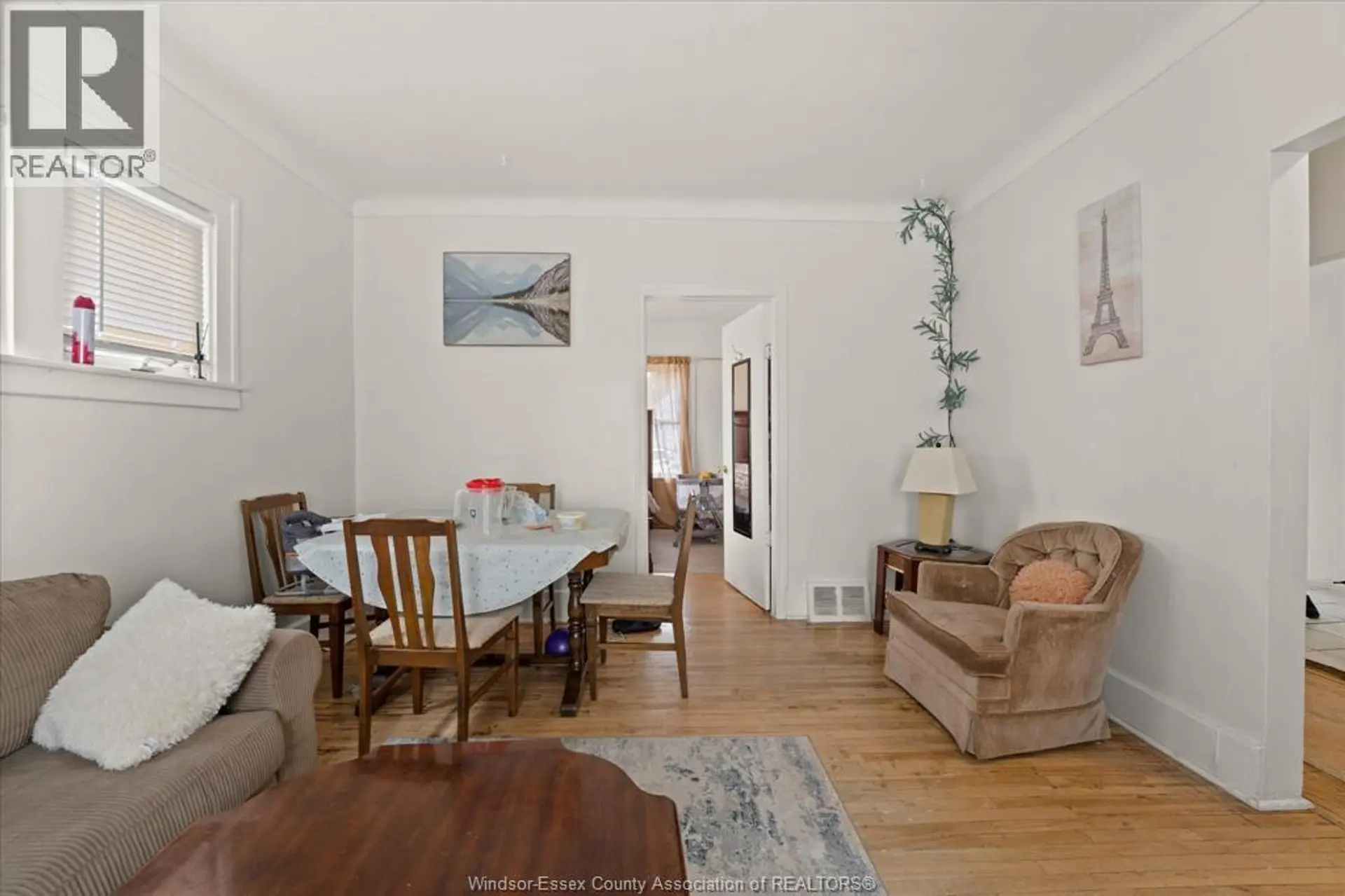 2391 CADILLAC - Image 11