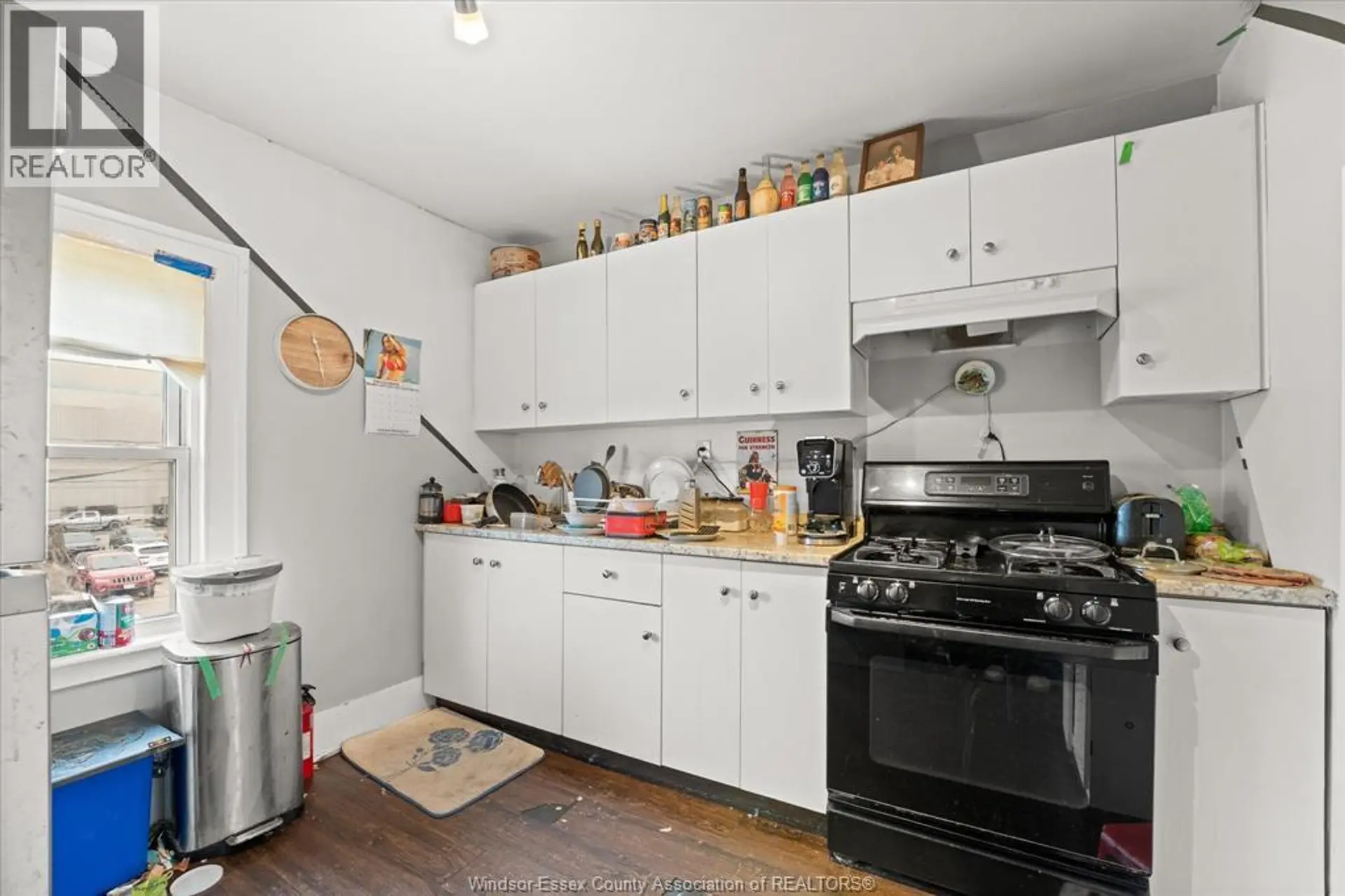 2391 CADILLAC - Image 15