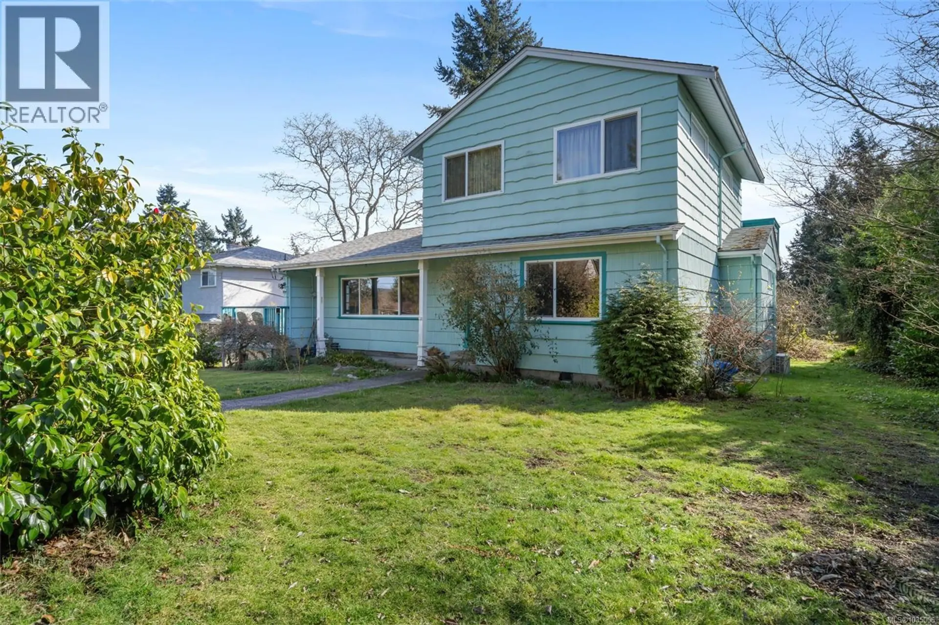 Property at 227 Suzanne Pl, View Royal, BC