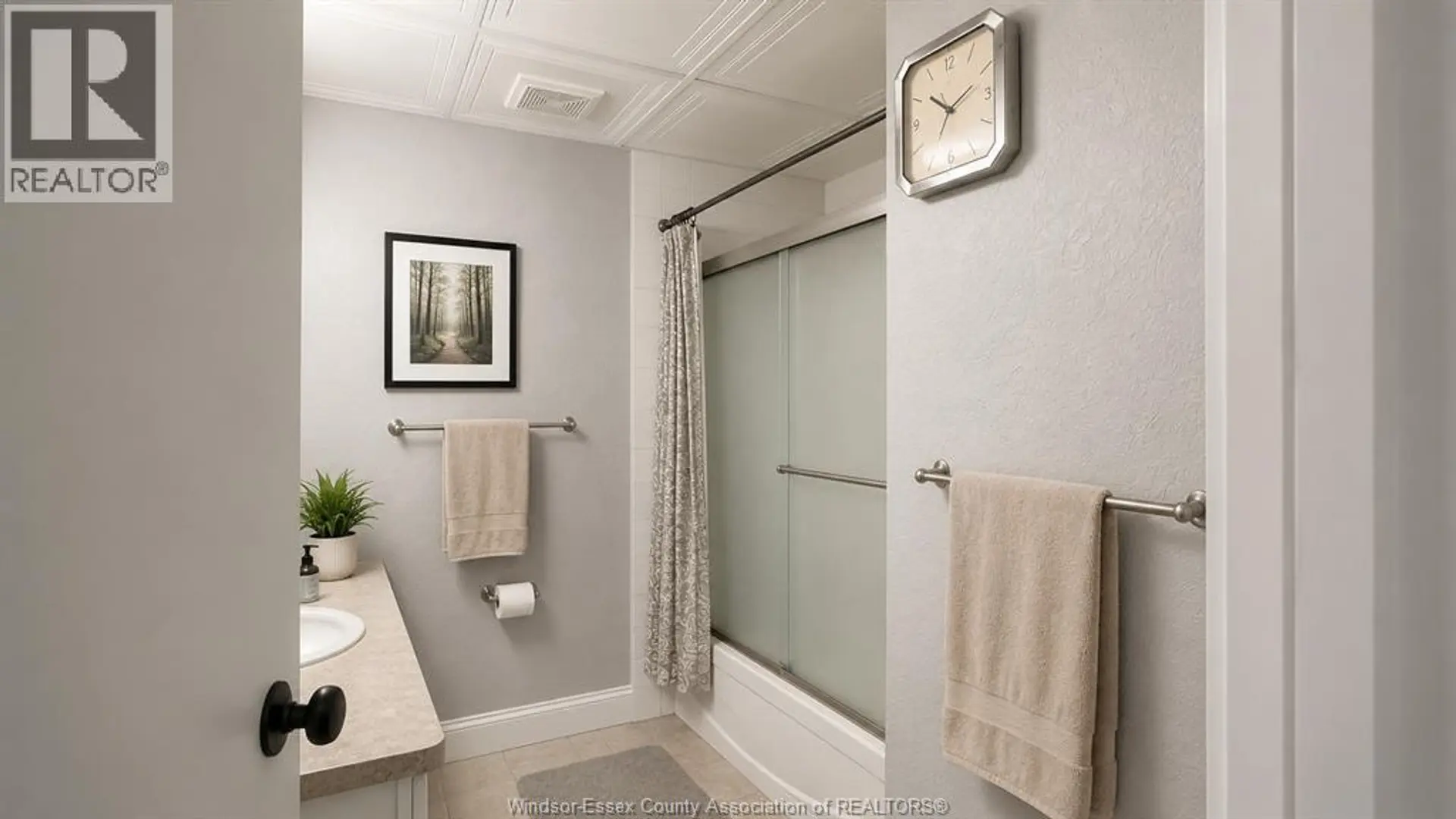 #304 3355 SANDWICH STREET - Image 7