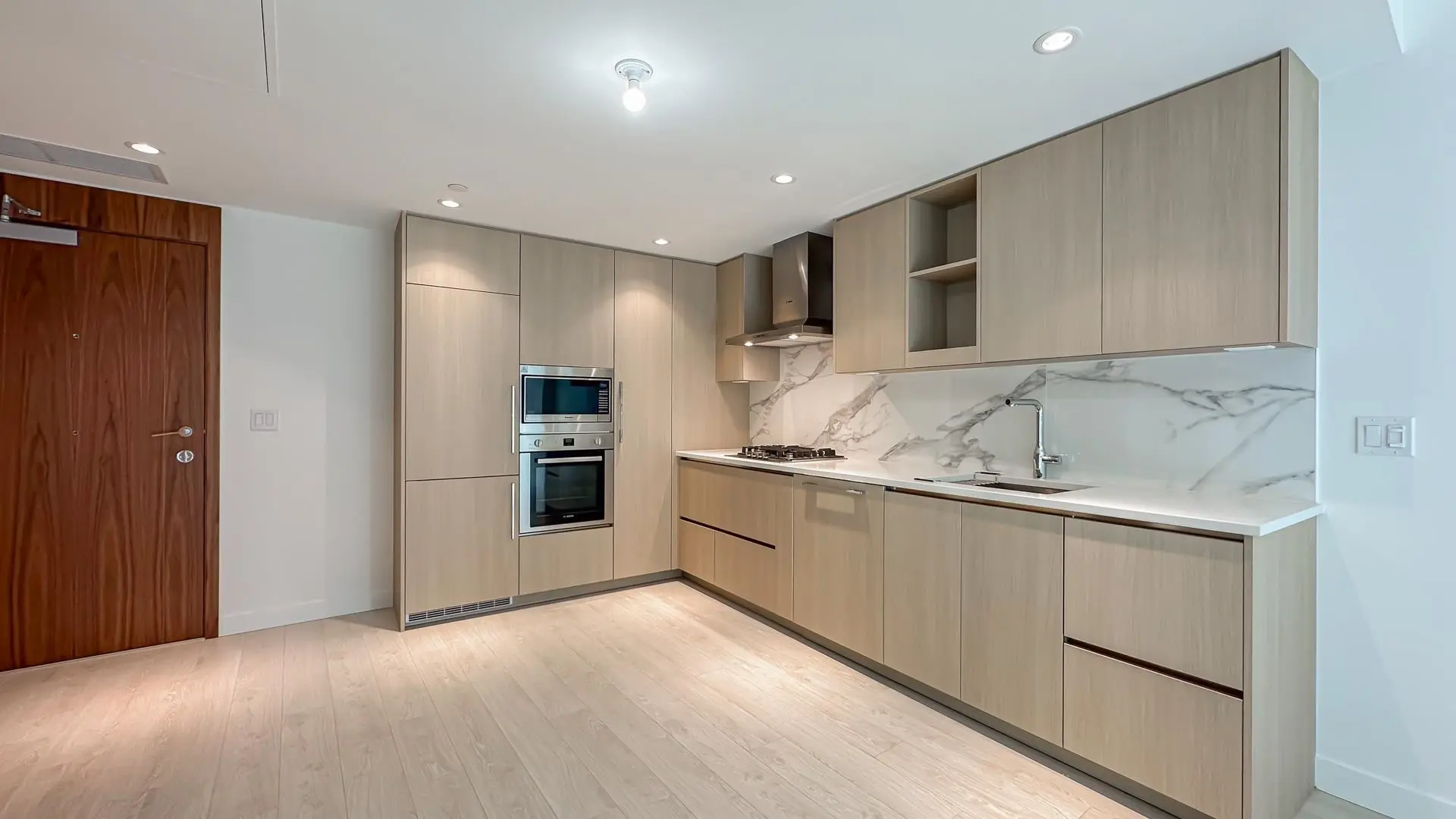 #489 8671 Hazelbridge Way - Image 5
