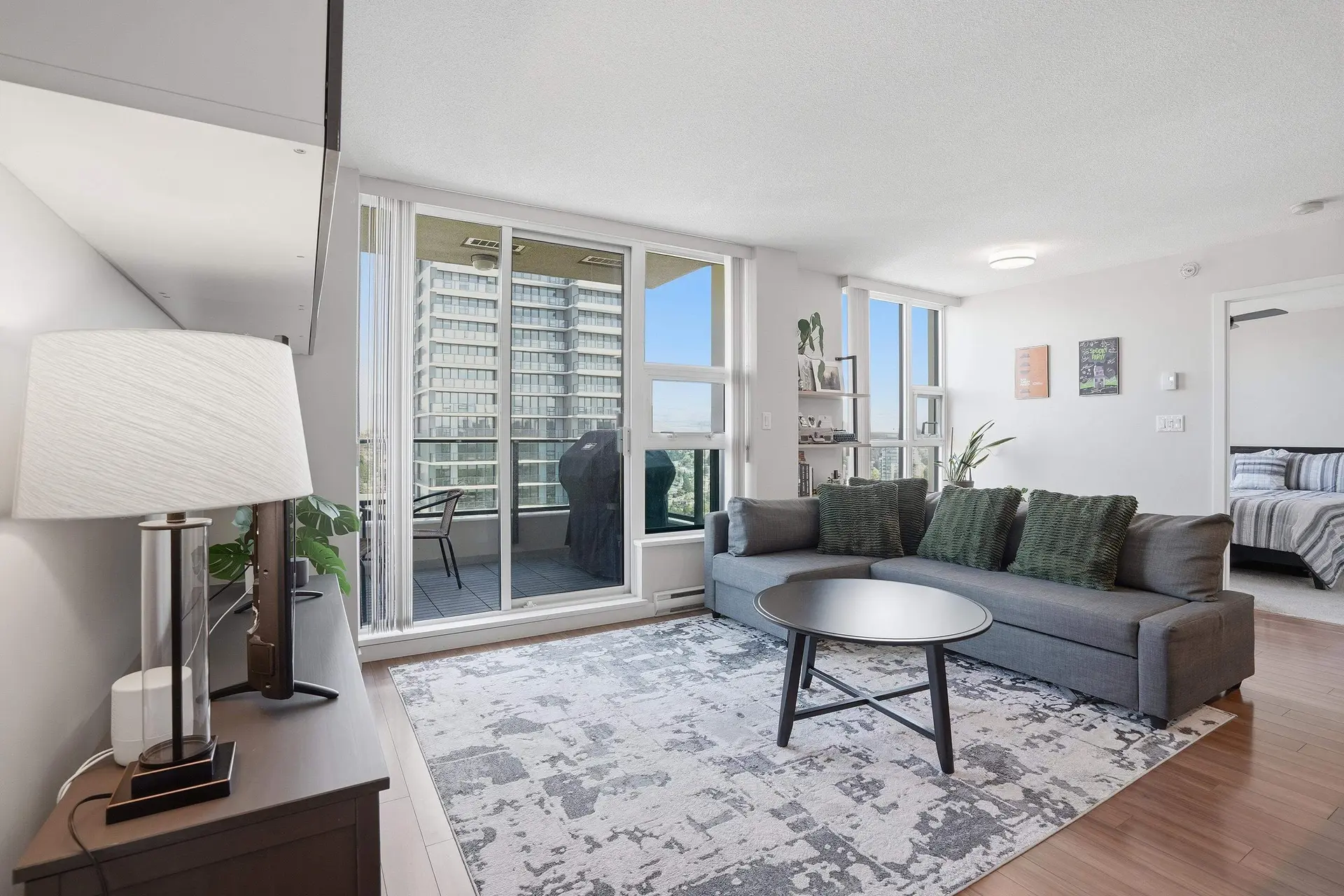 #2605 2232 Douglas Road - Image 4