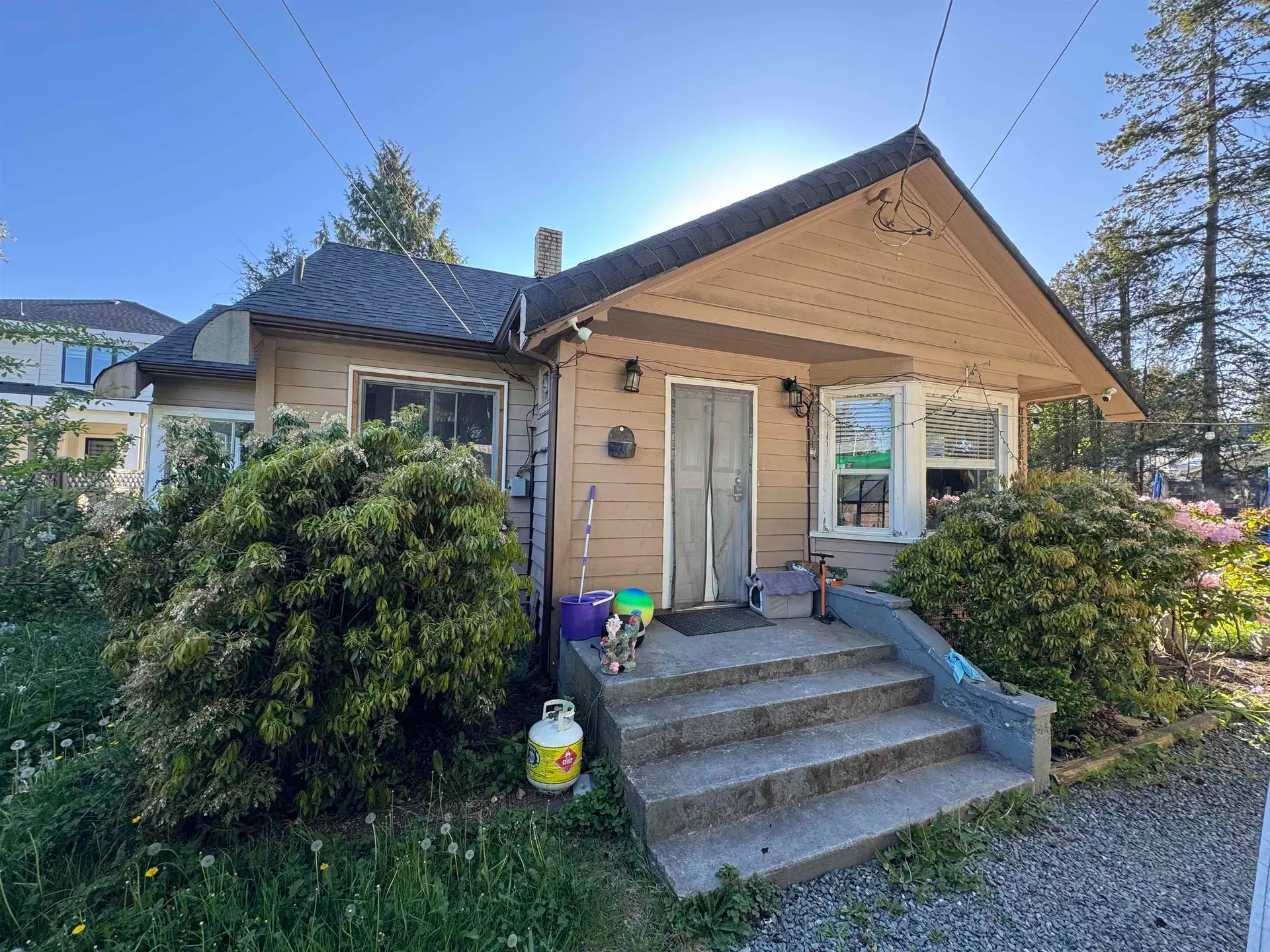 Property at 2127 King George Boulevard, Surrey, BC