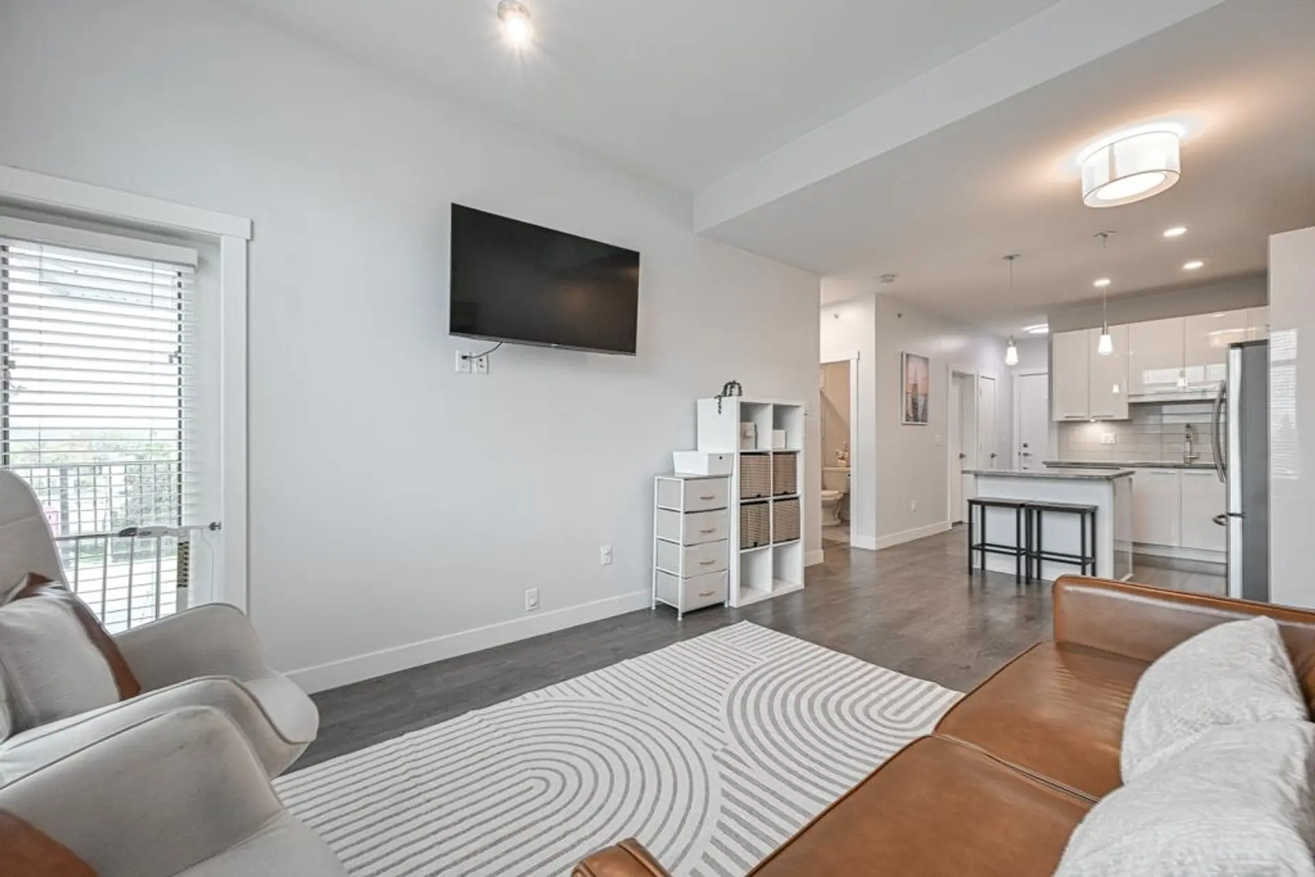 #503 20696 Eastleigh Crescent - Image 6