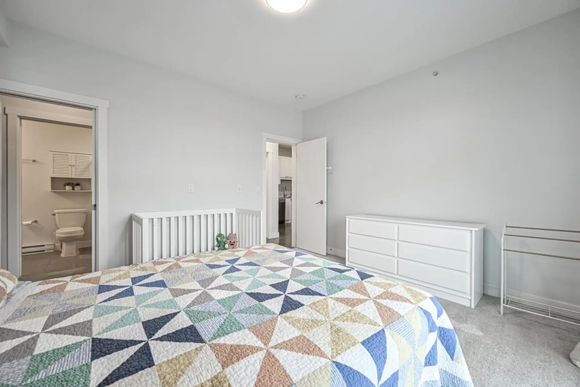 #503 20696 Eastleigh Crescent - Image 8