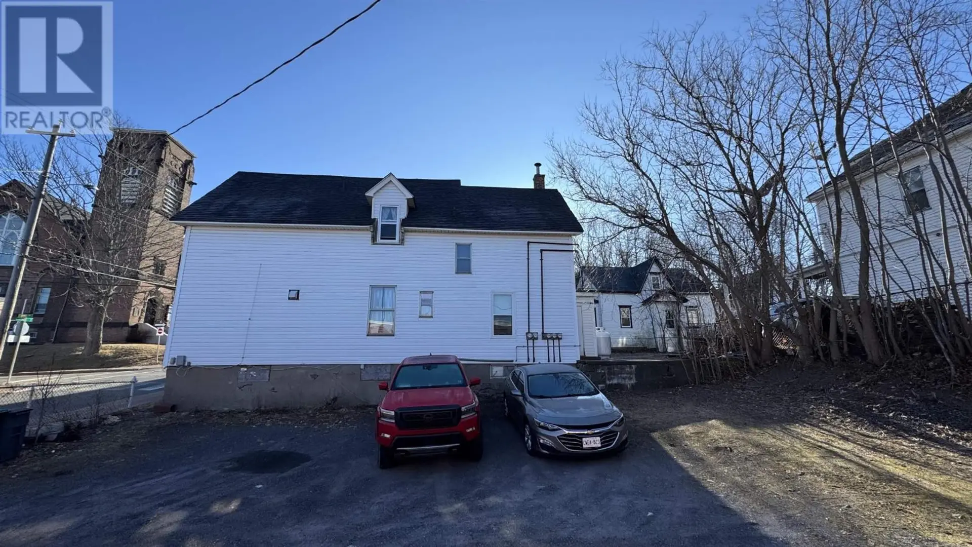 203 MacLean Street - Image 4