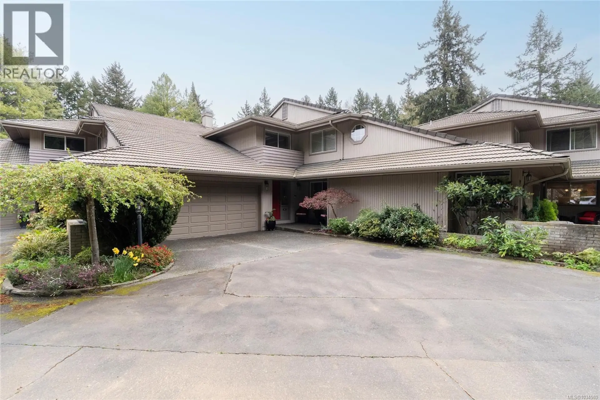Property at #3 1040 Pondwood Lane, Saanich, BC