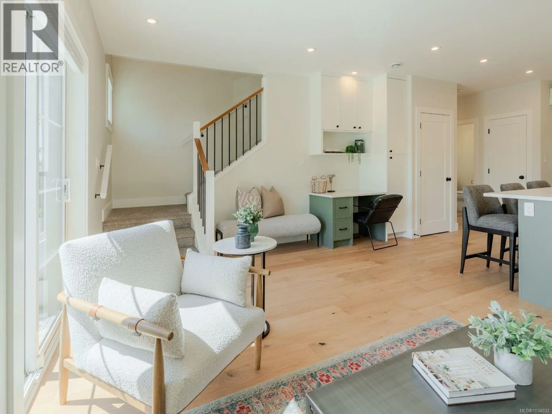 #2 1830 Allenby St - Image 6