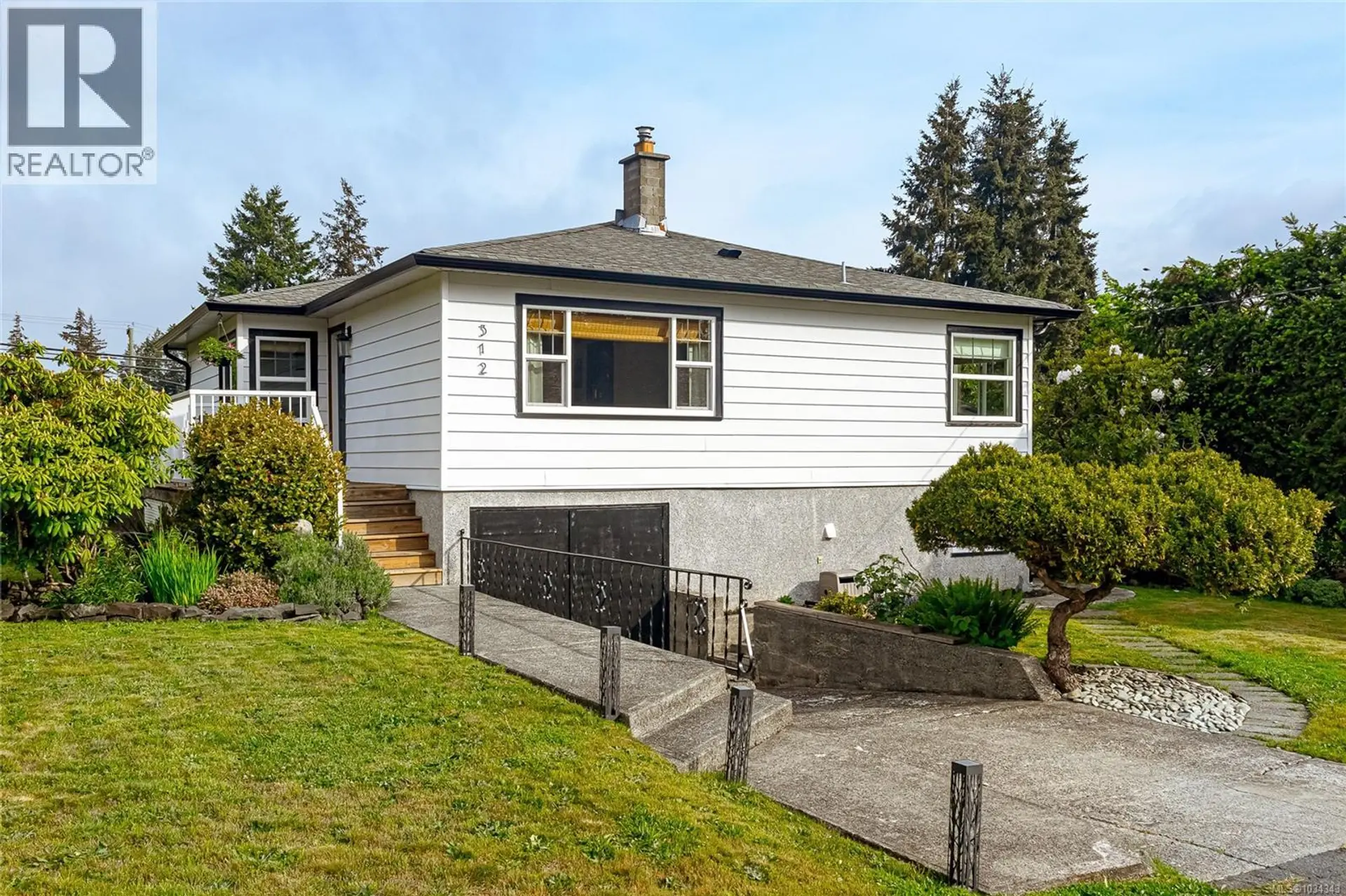 Property at 312 Warren St, Ladysmith, BC