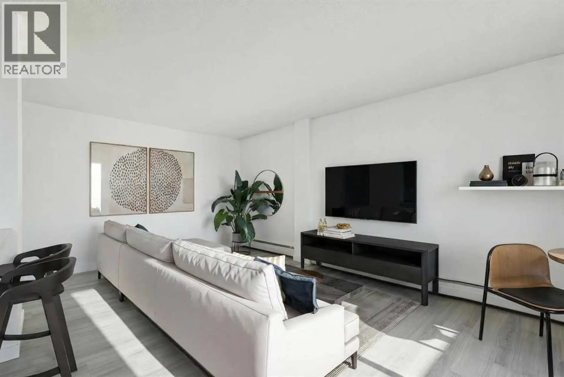 #601 1236 15 Avenue SW - Image 4