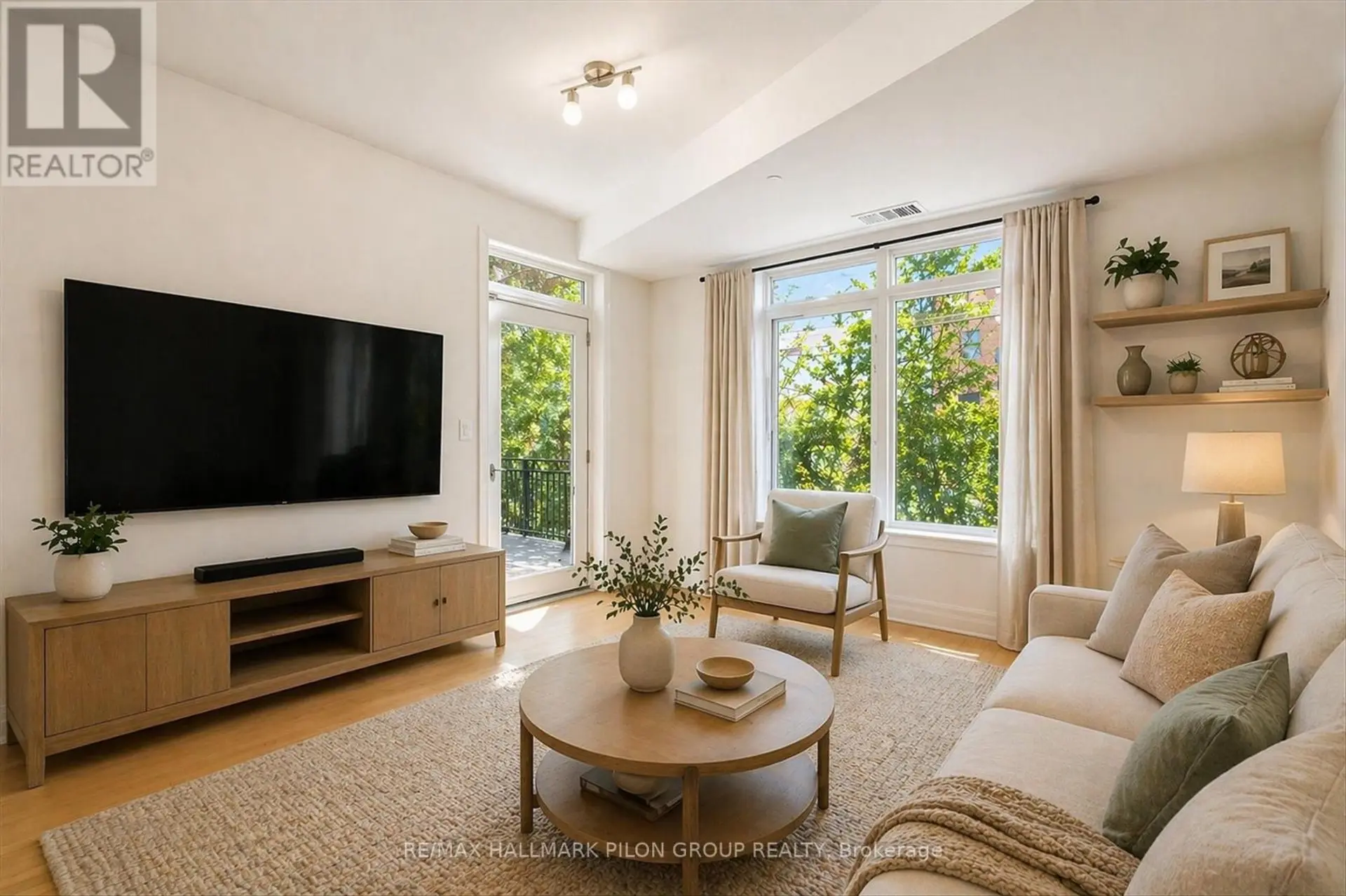 #109 950 MARGUERITE AVENUE - Image 5