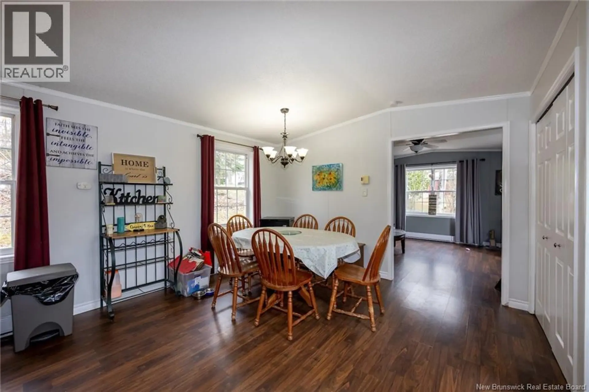 328 Governor Lane - Image 6