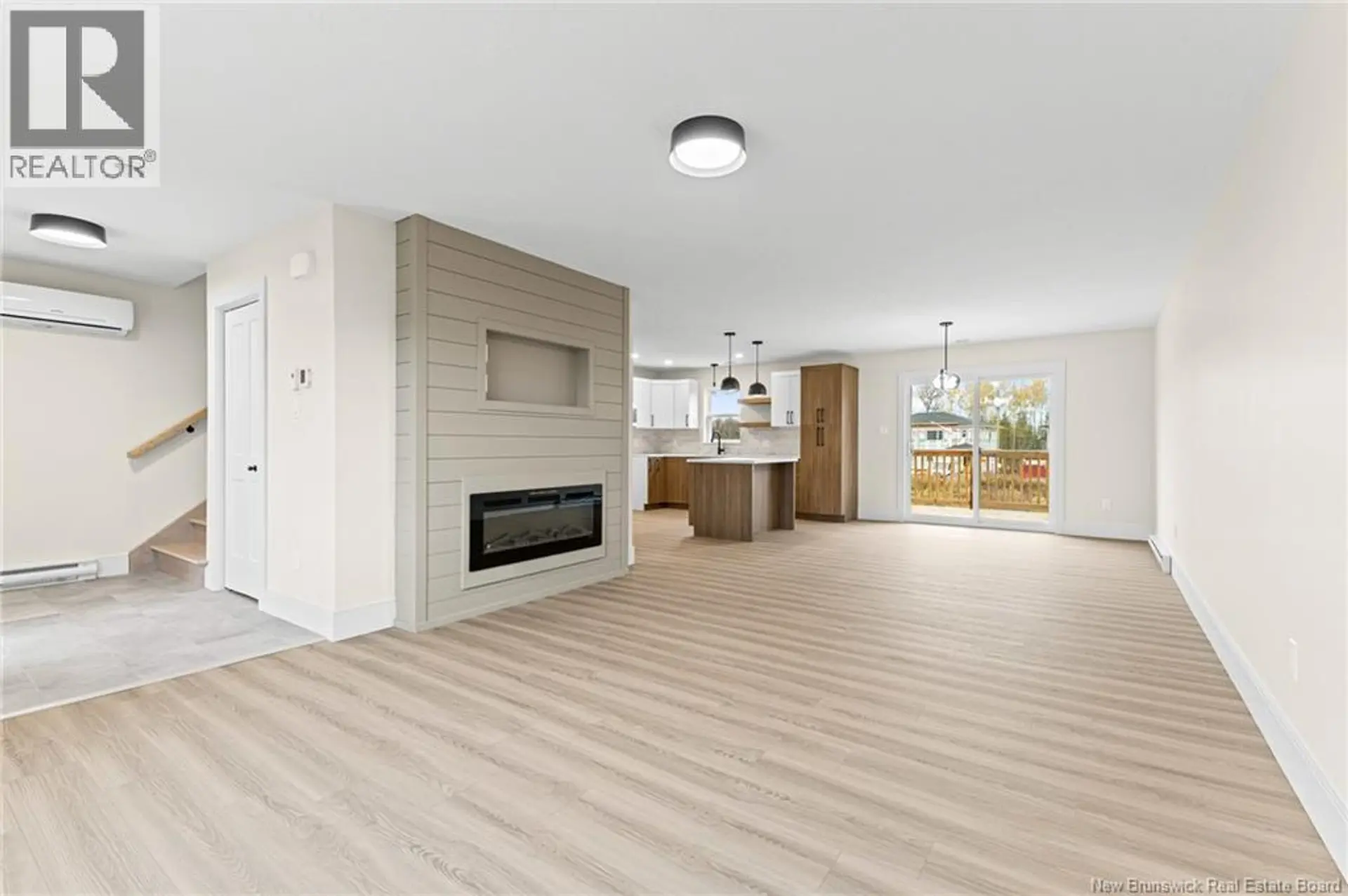 215 Senese Street - Image 6