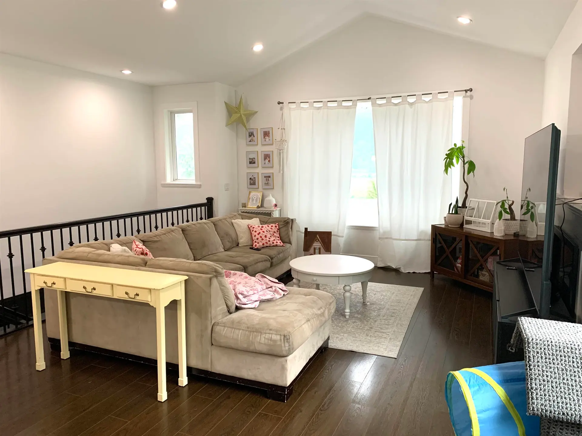 10710 Sylvester Road - Image 6