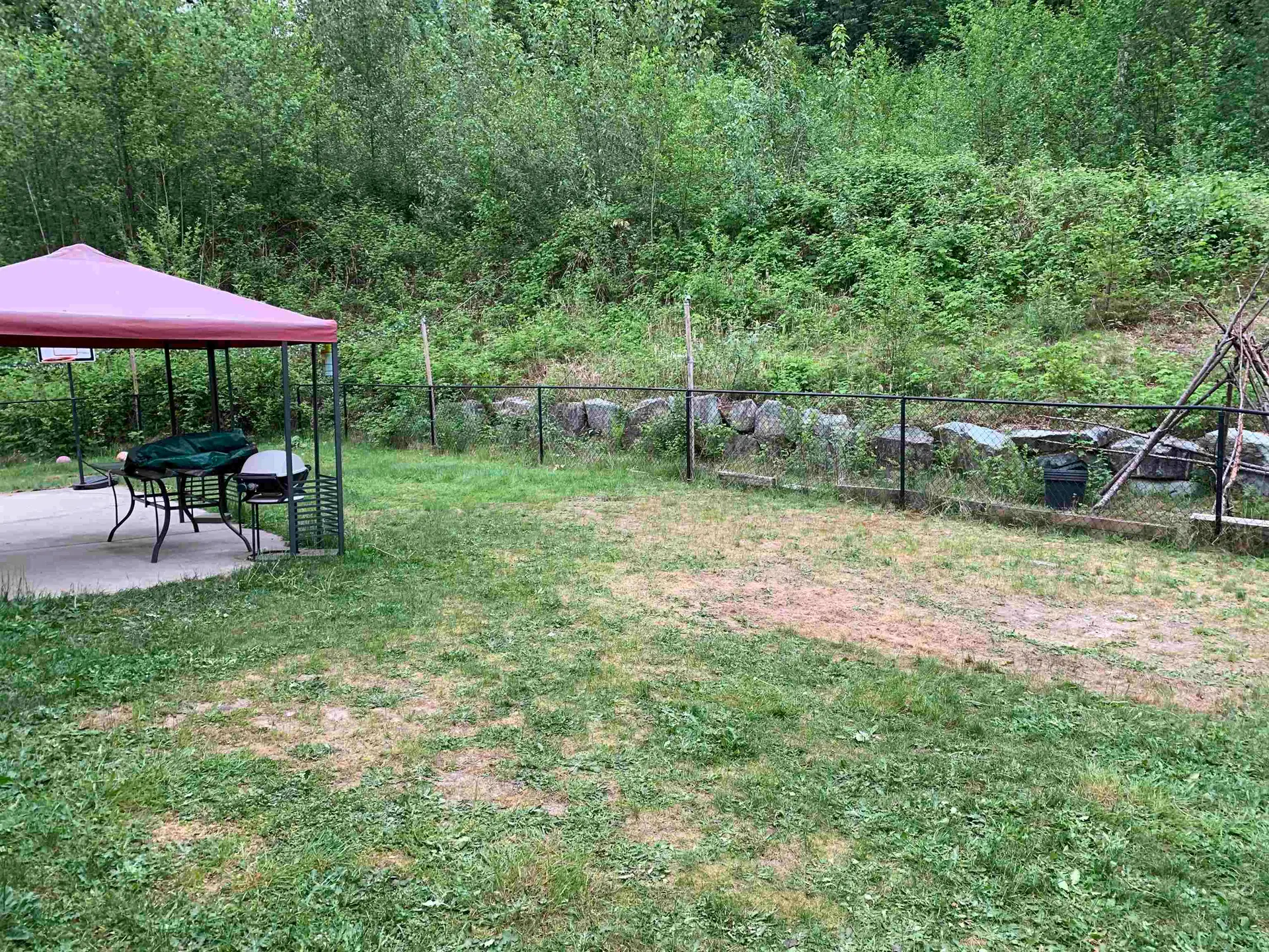 10710 Sylvester Road - Image 15