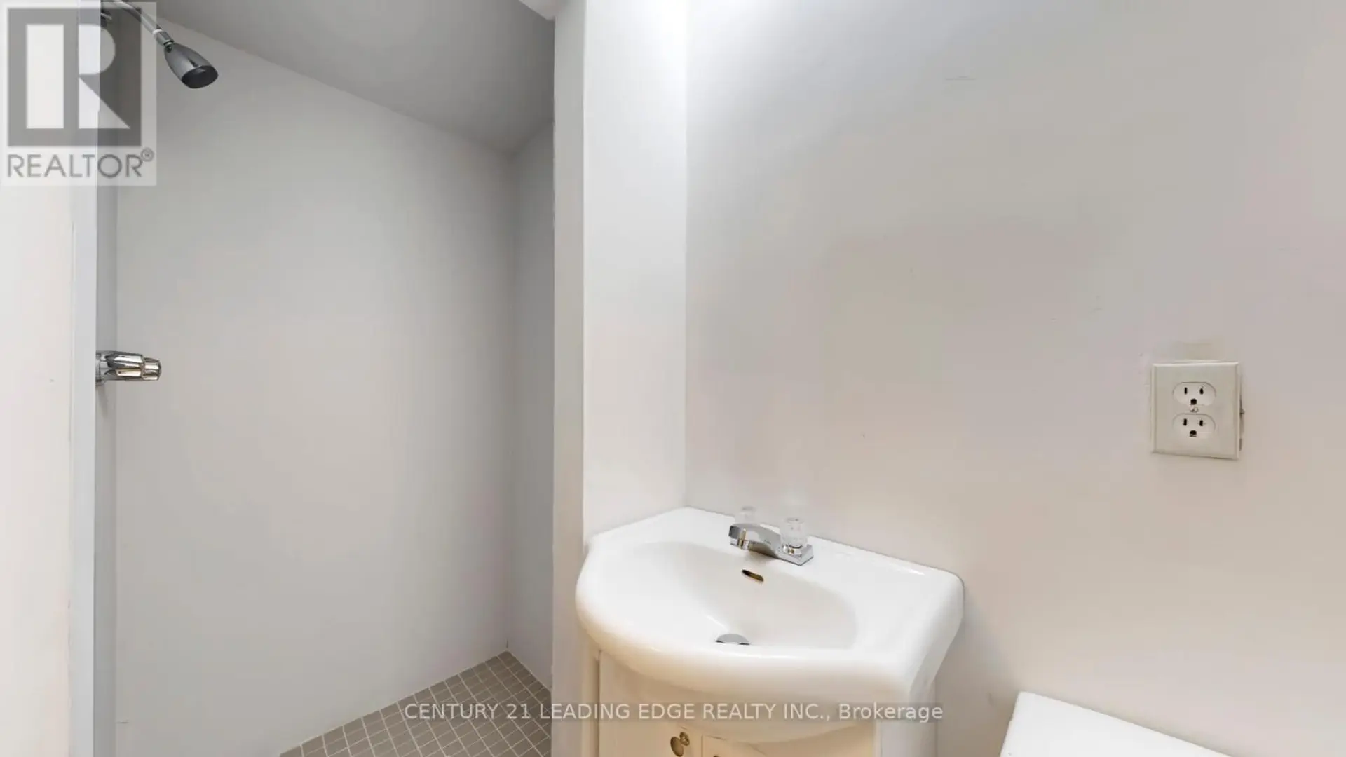 277 GIBBONS STREET - Image 12