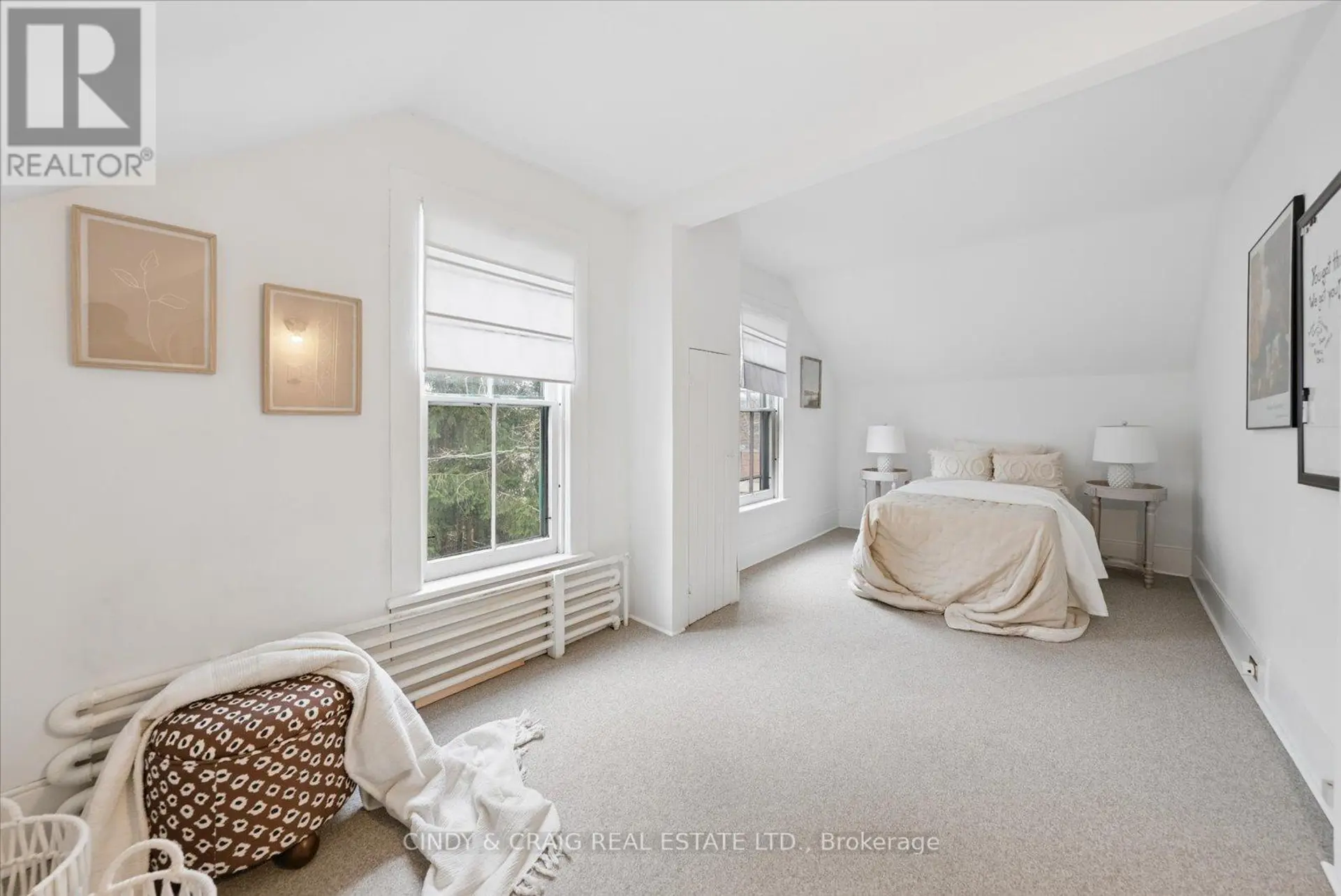 443 VICTORIA STREET - Image 14