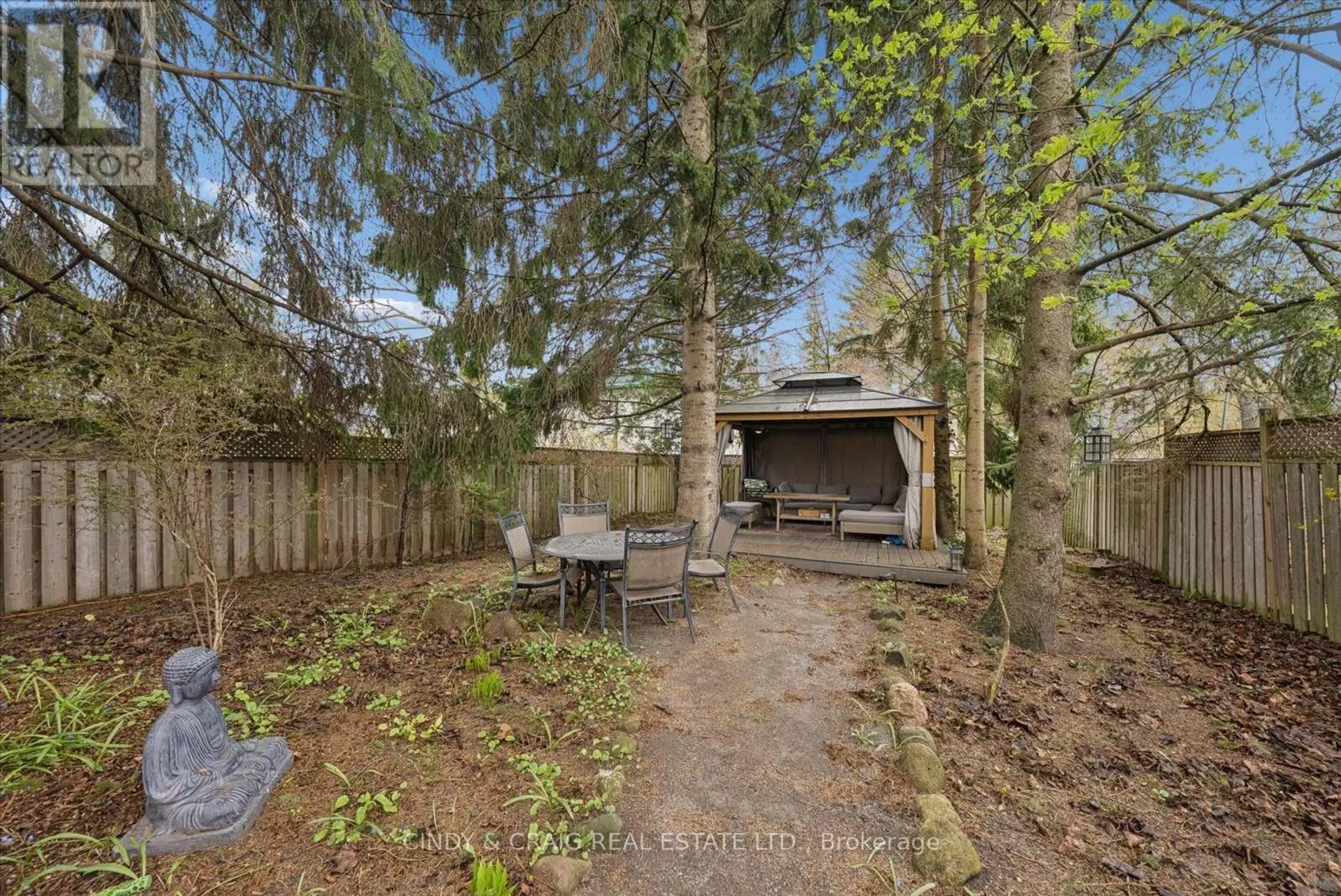 443 VICTORIA STREET - Image 16