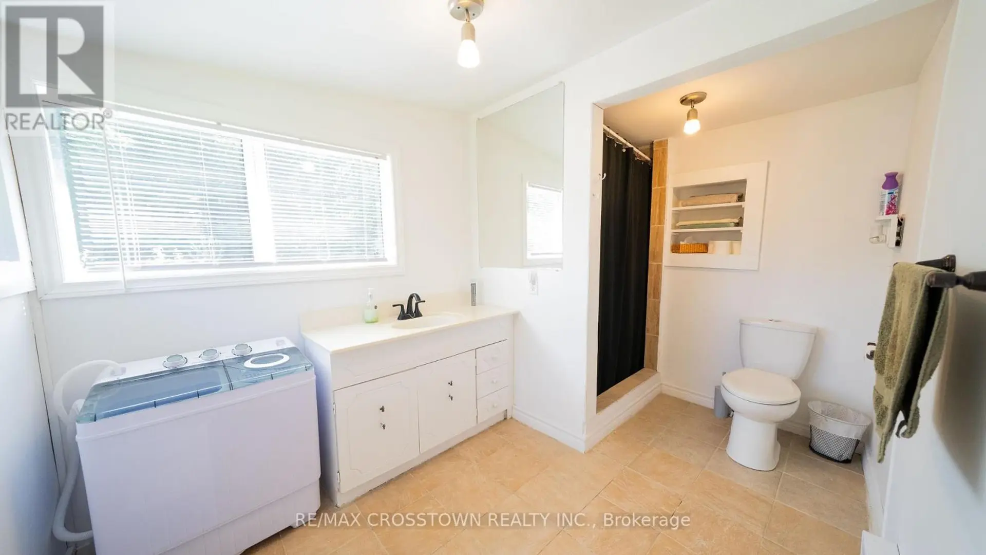 1161 UFFINGTON ROAD - Image 12