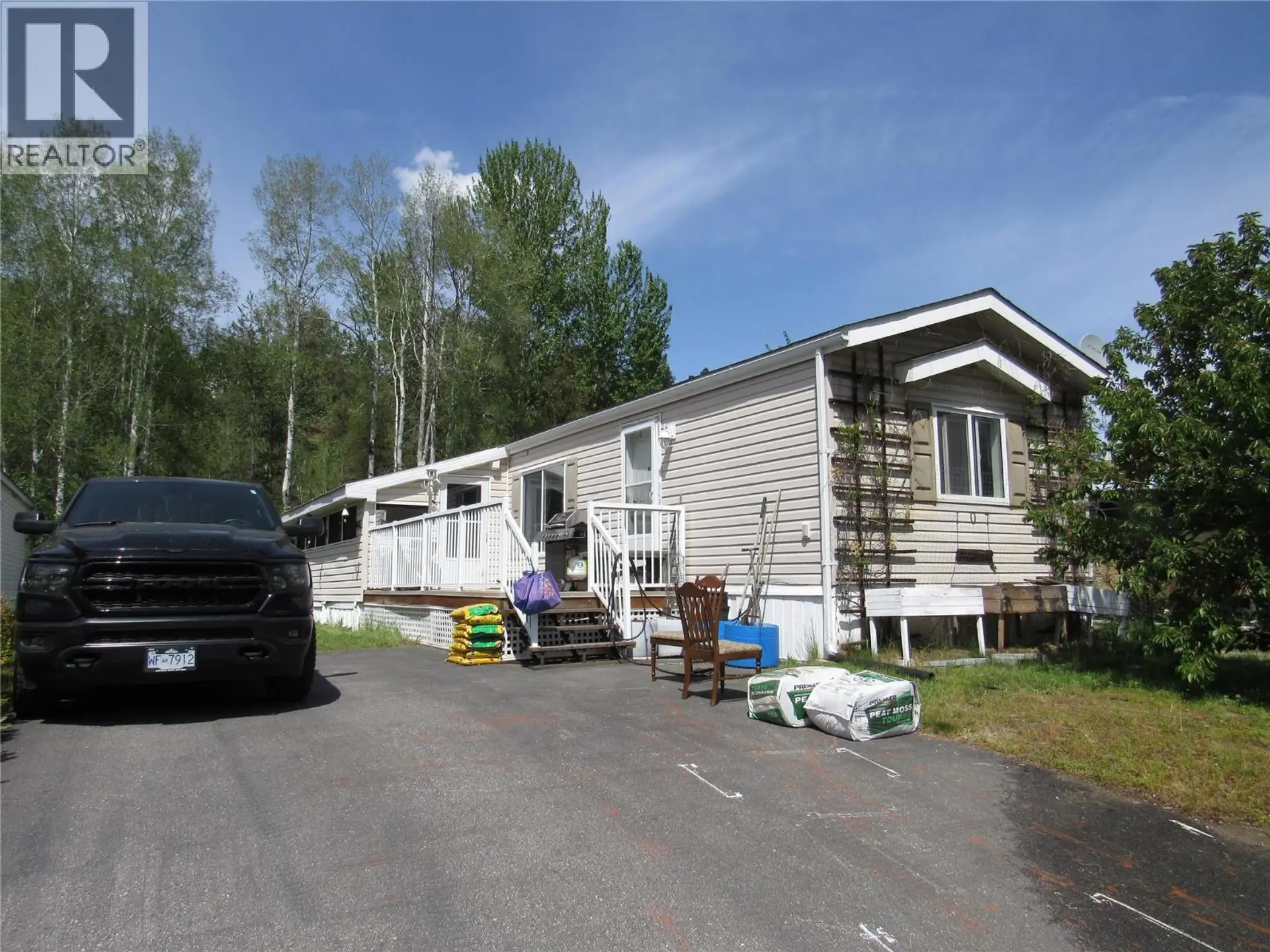 Property at #107 500 16th Avenue, Genelle, BC