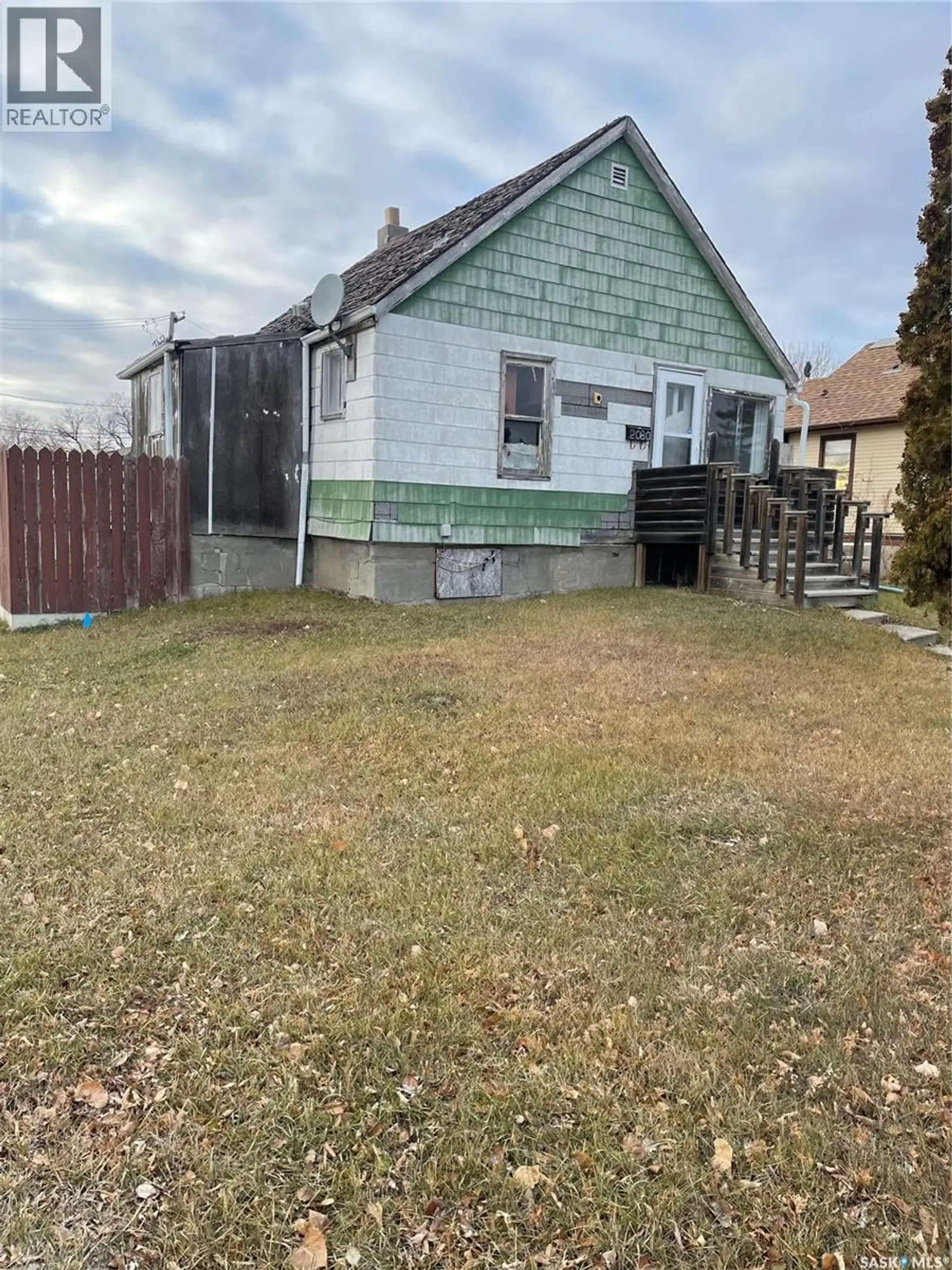 2080 Connaught STREET - Image 2