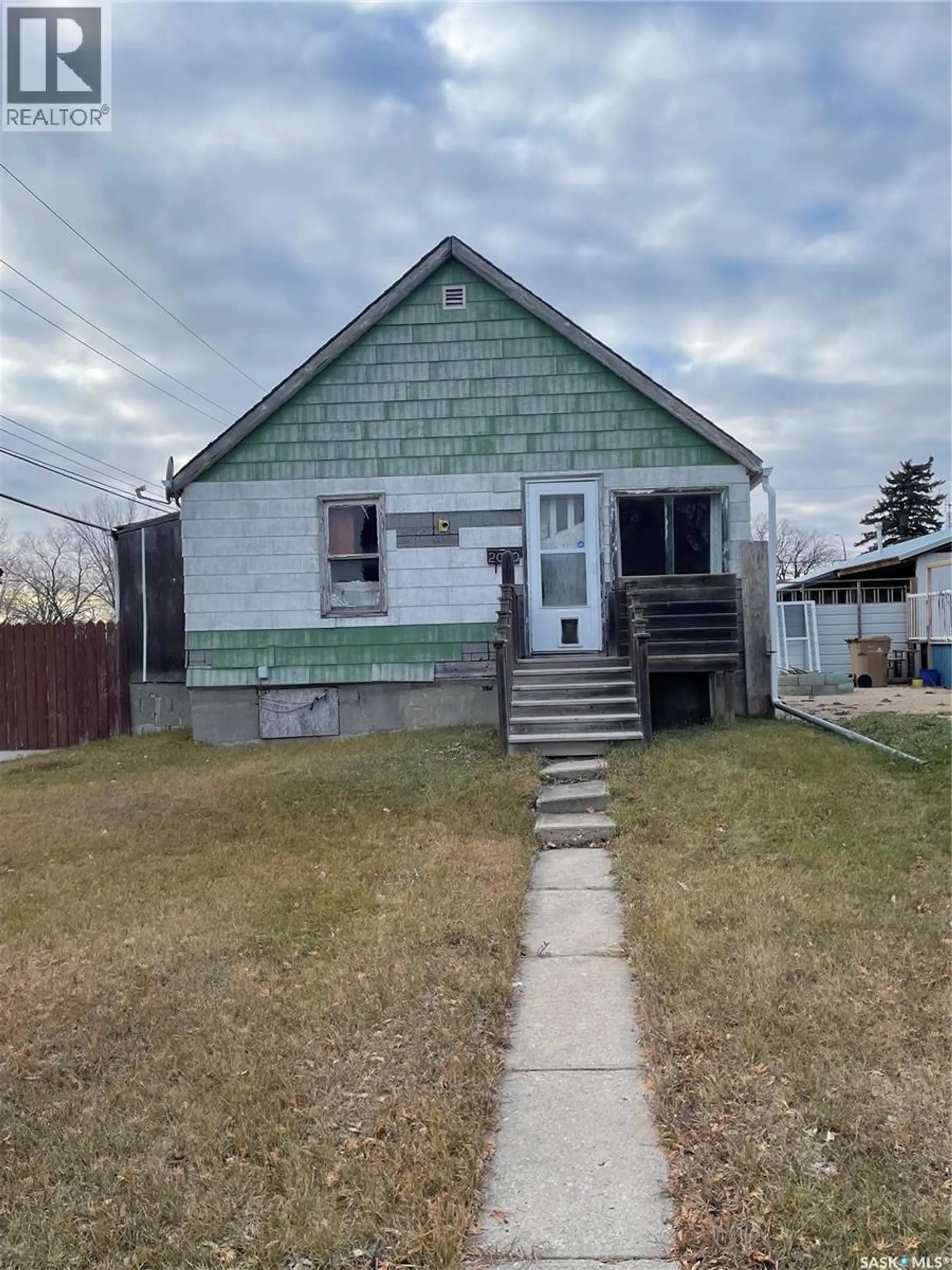2080 Connaught STREET - Image 3