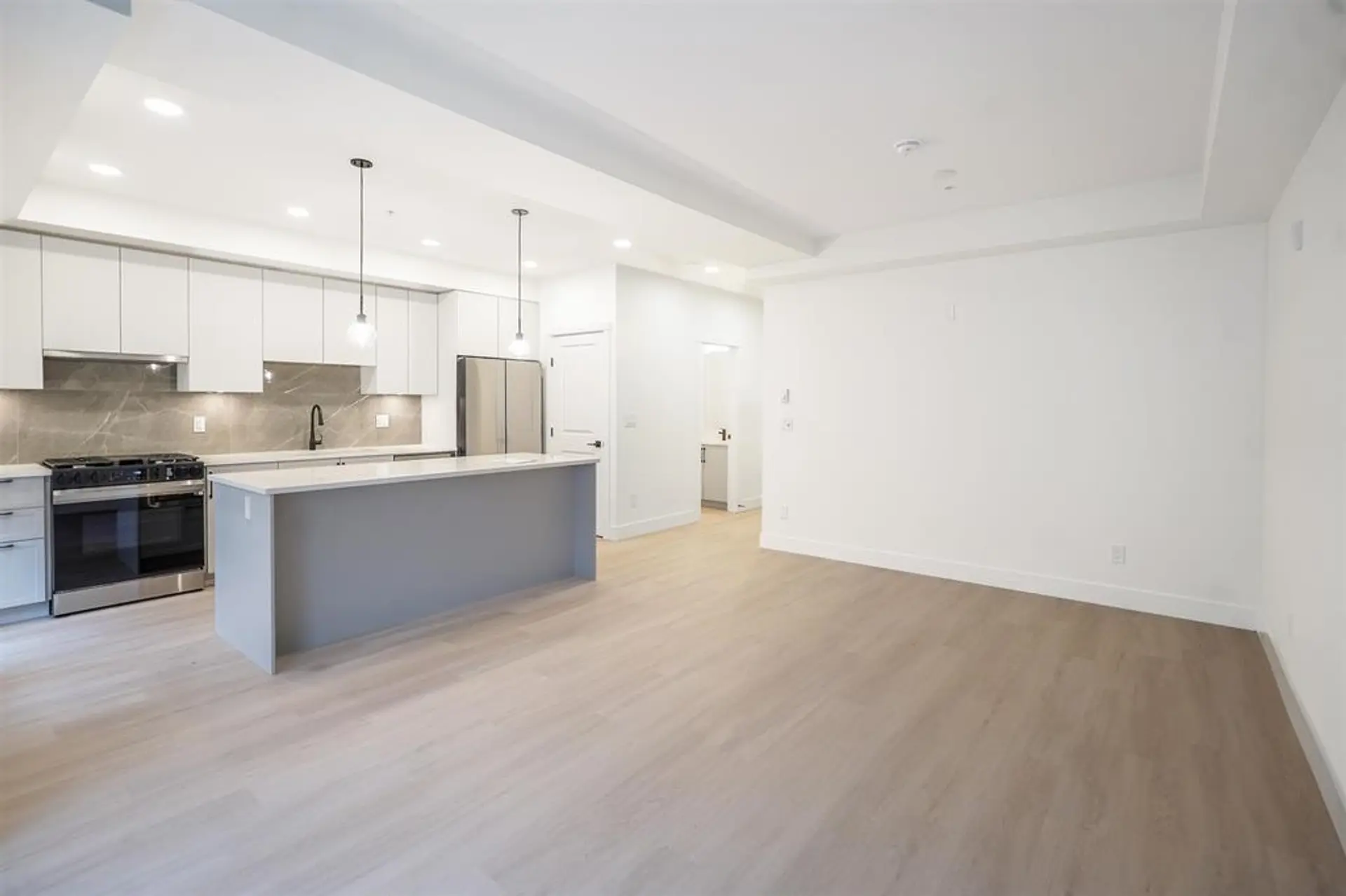 #102 3528 146a Street - Image 2