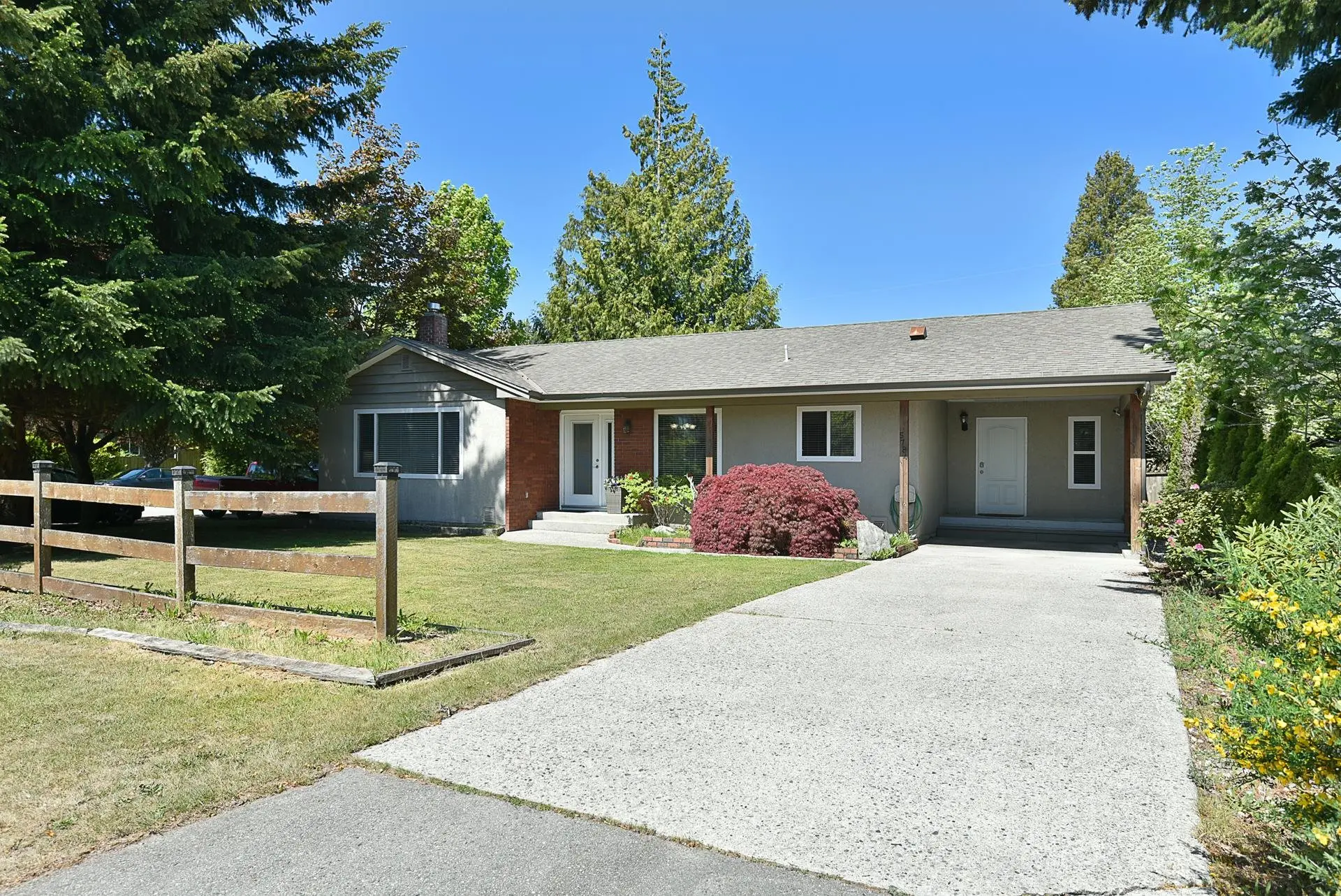 Property at 5784 Medusa Street, Sechelt, BC