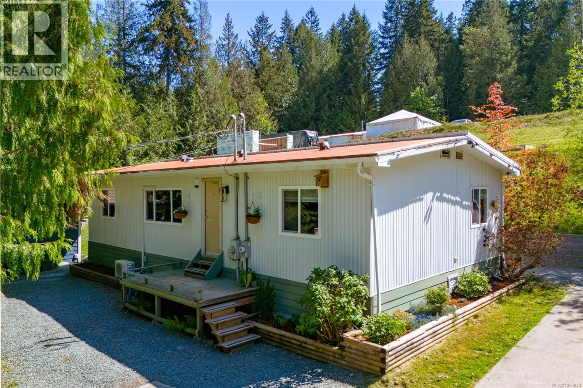 Property at 3662 Telegraph Rd, Cobble Hill, BC