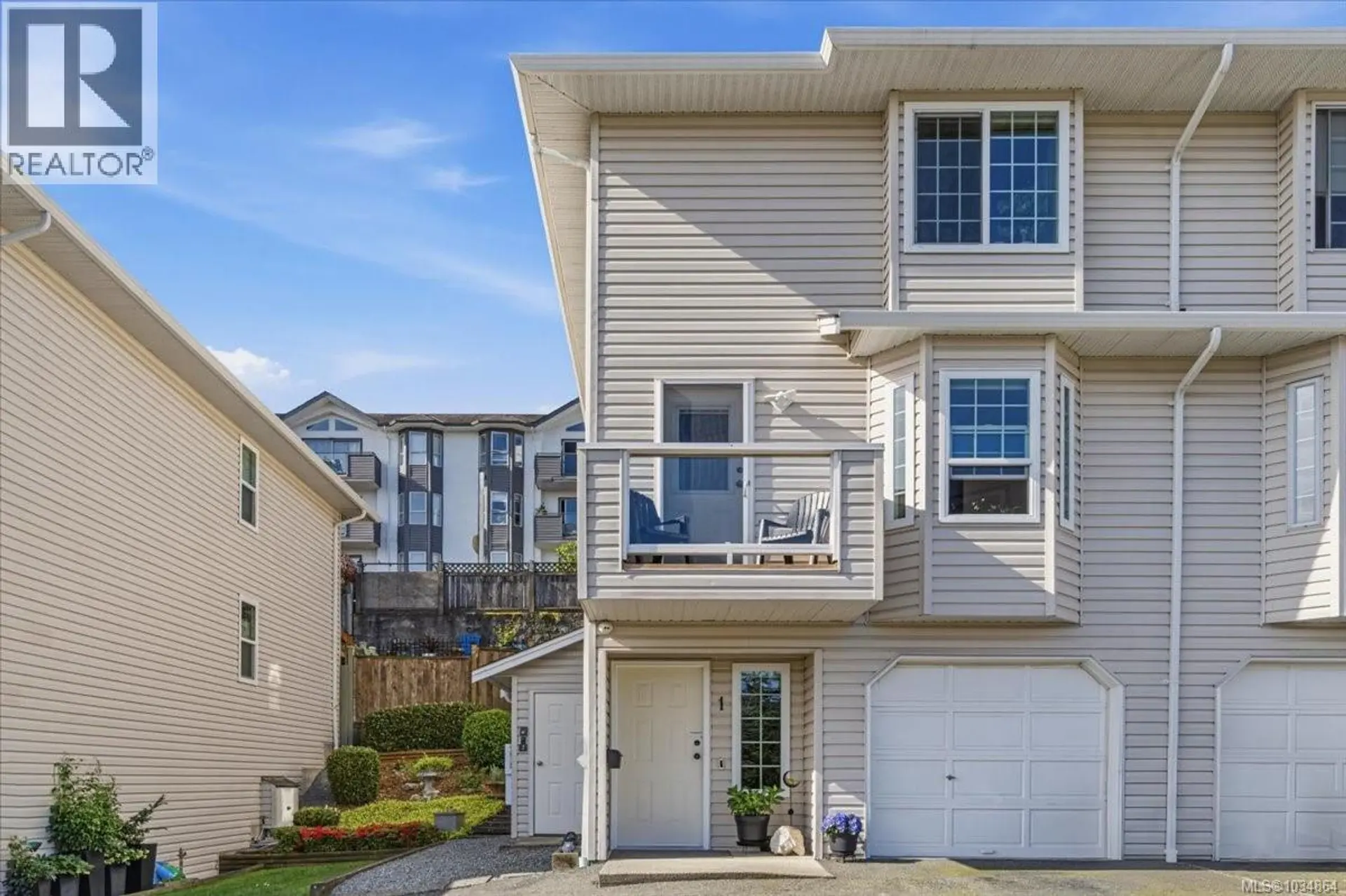 Property at #1 1659 Dufferin Cres, Nanaimo, BC
