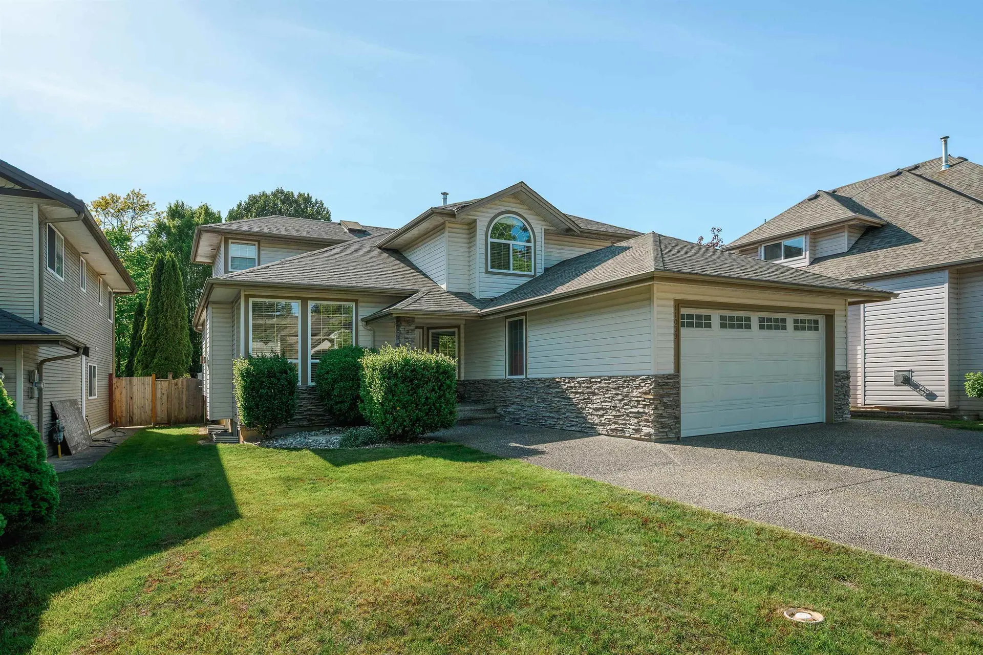 Property at 11039 238 Street, Maple Ridge, BC