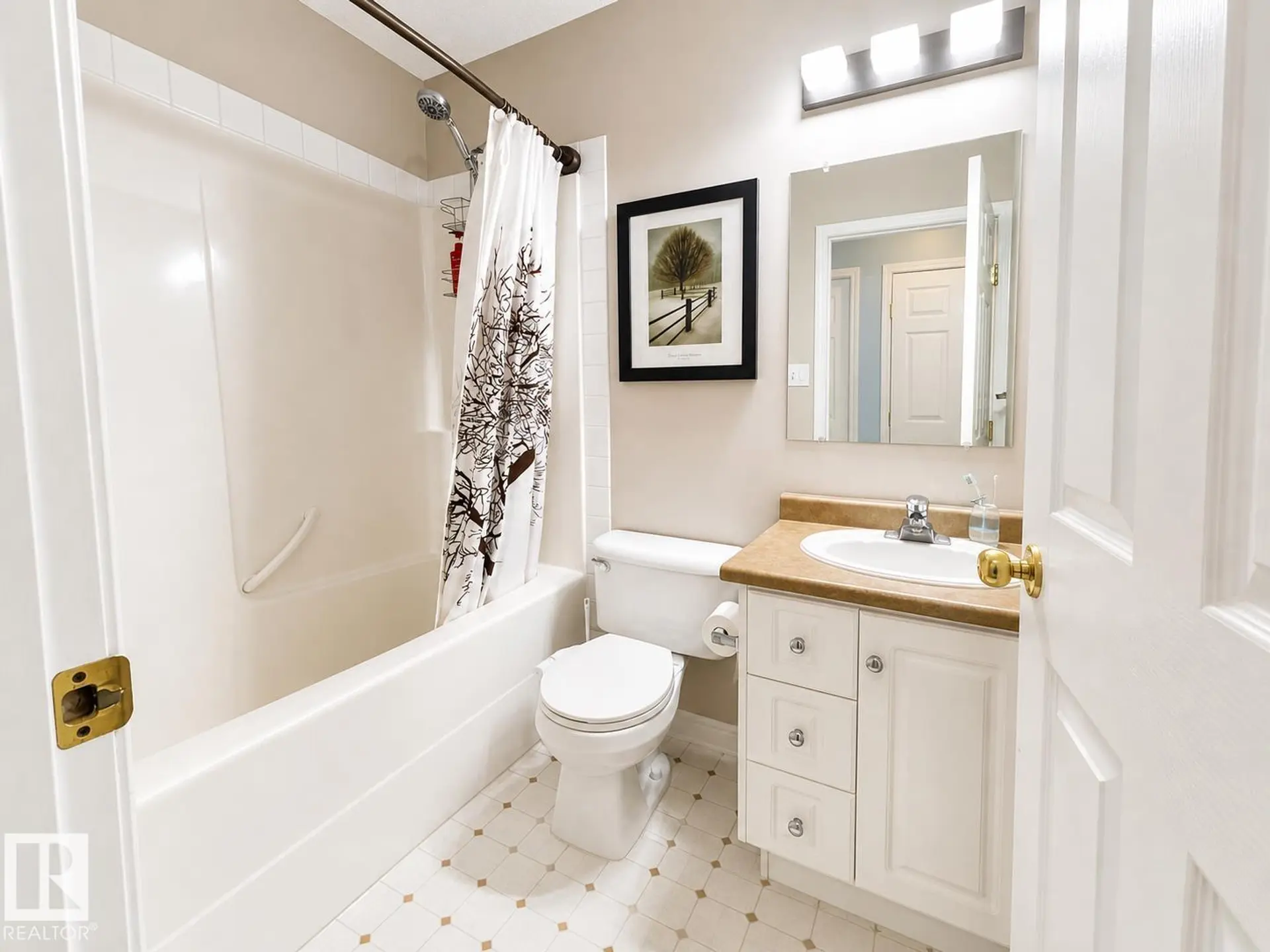 614 19 ST - Image 11
