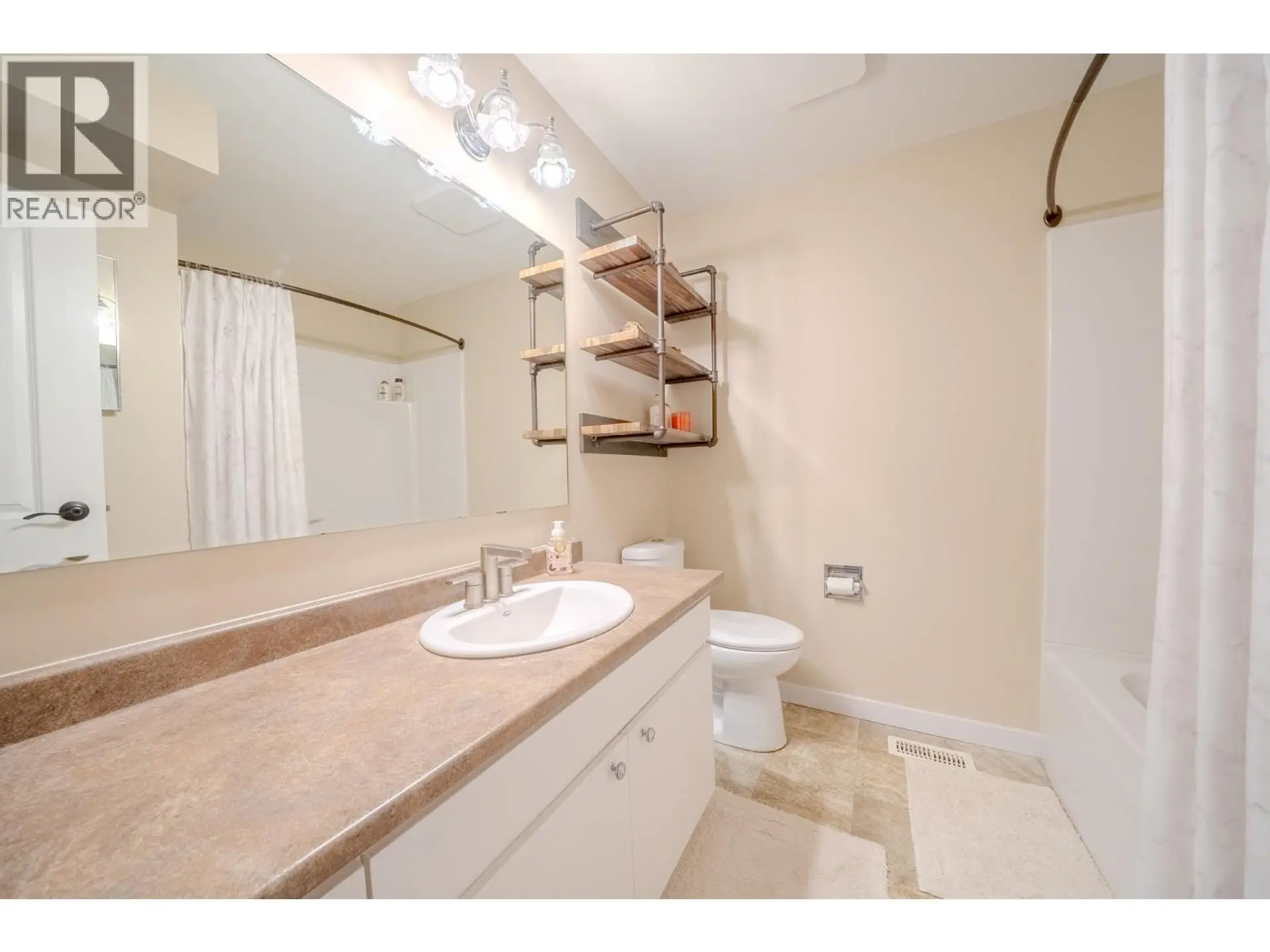 #50 800 N SECOND AVENUE - Image 13