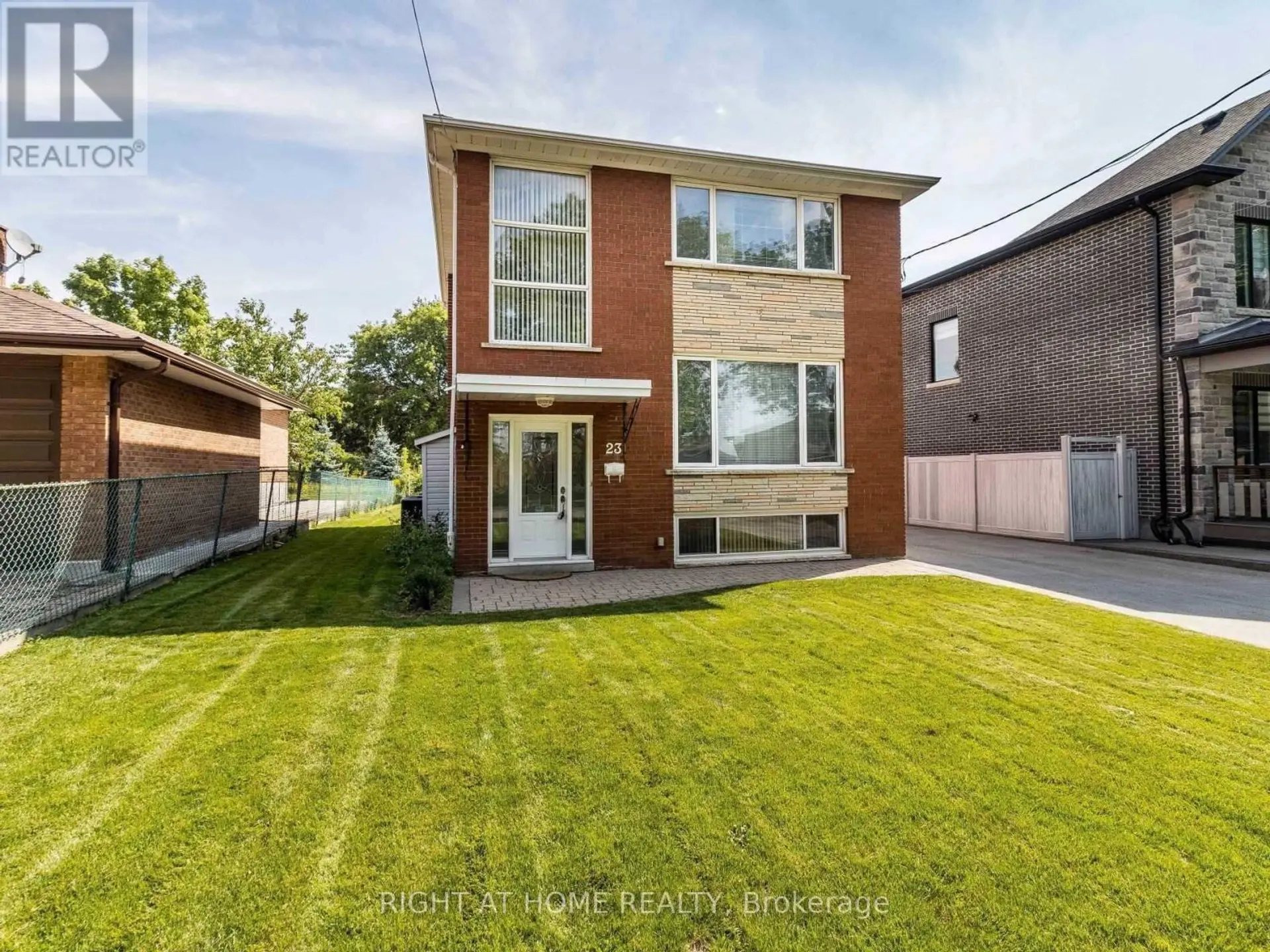 23 BLUE SPRINGS ROAD - Image 4
