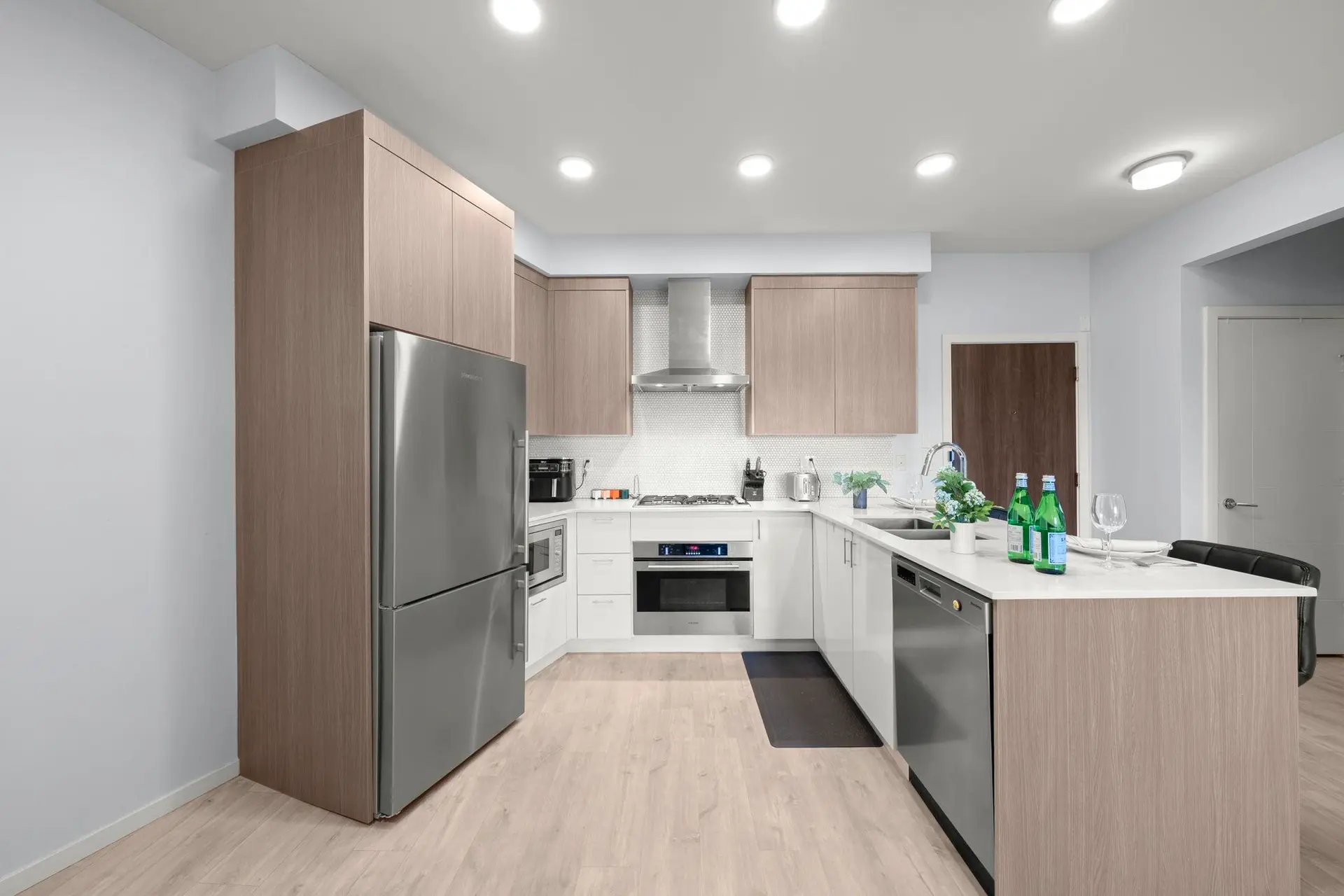 Property at #PH18 6283 Kingsway, Burnaby, BC