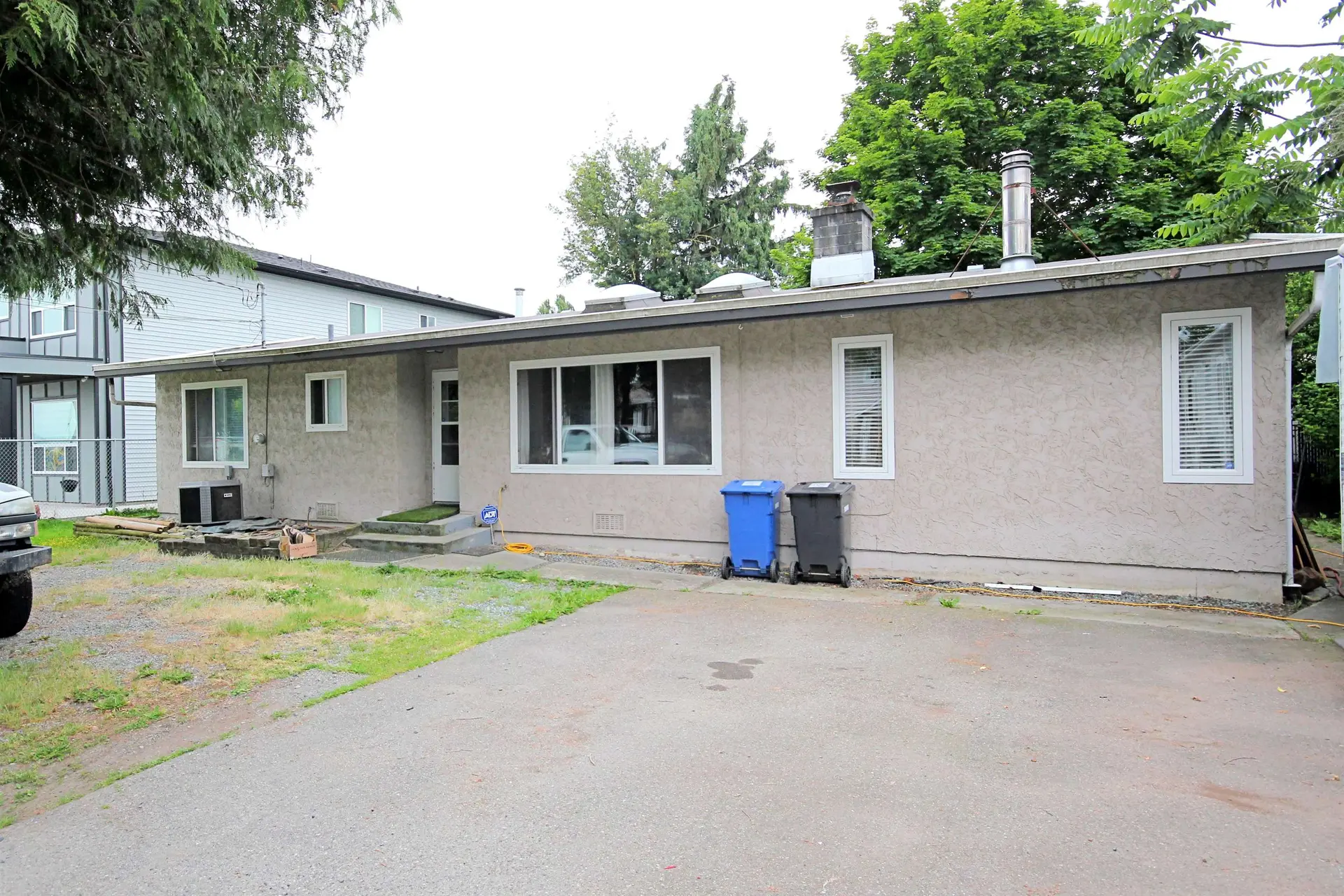Property at 34740 3rd Avenue, Abbotsford, BC