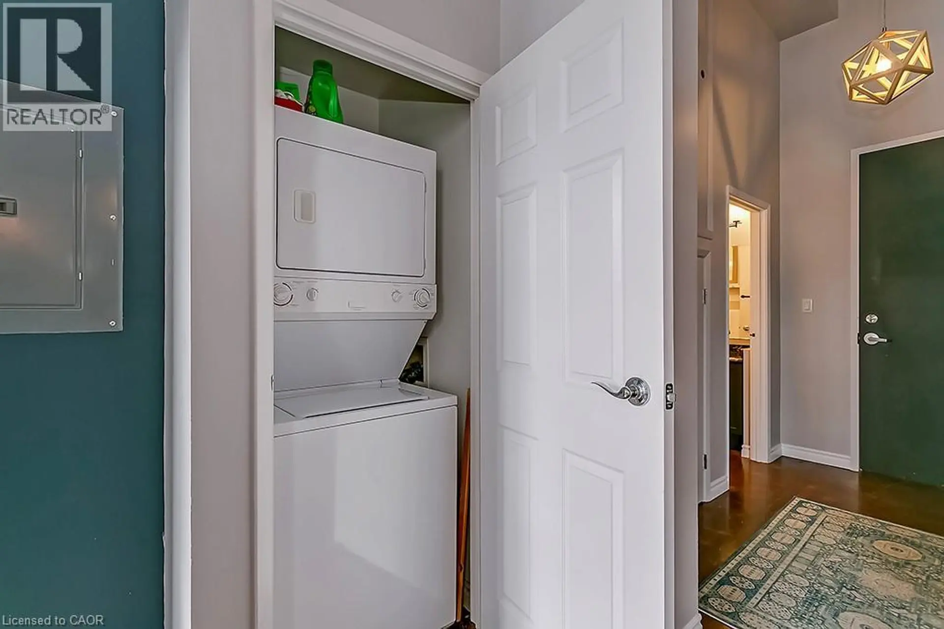 #311 11 REBECCA Street - Image 19