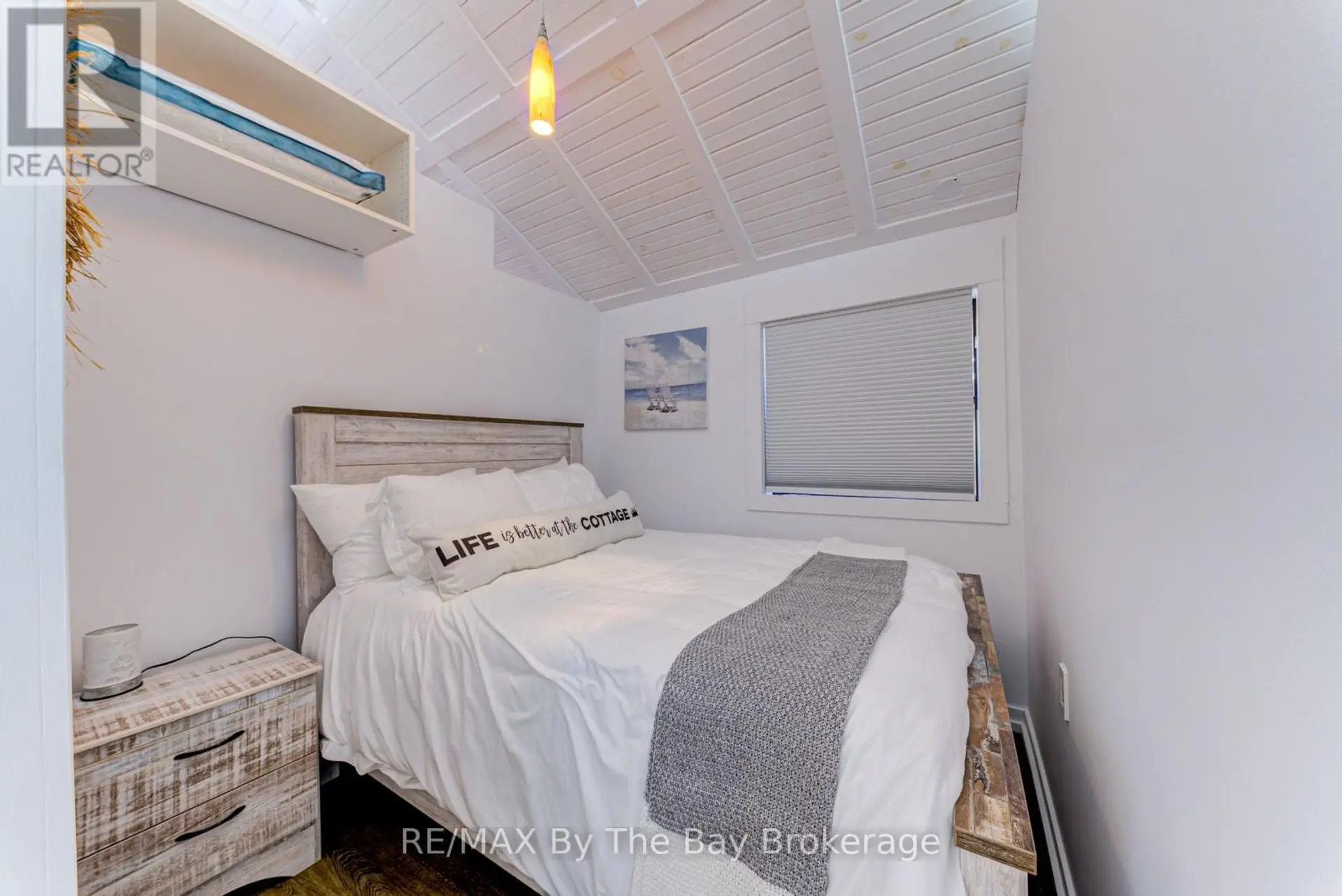 278 COASTLINE DRIVE - Image 15