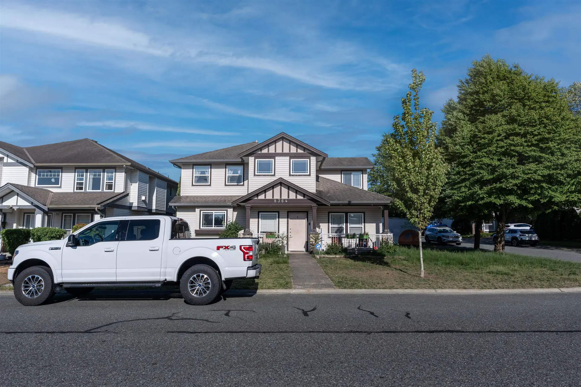 8364 Harris Street - Image 2
