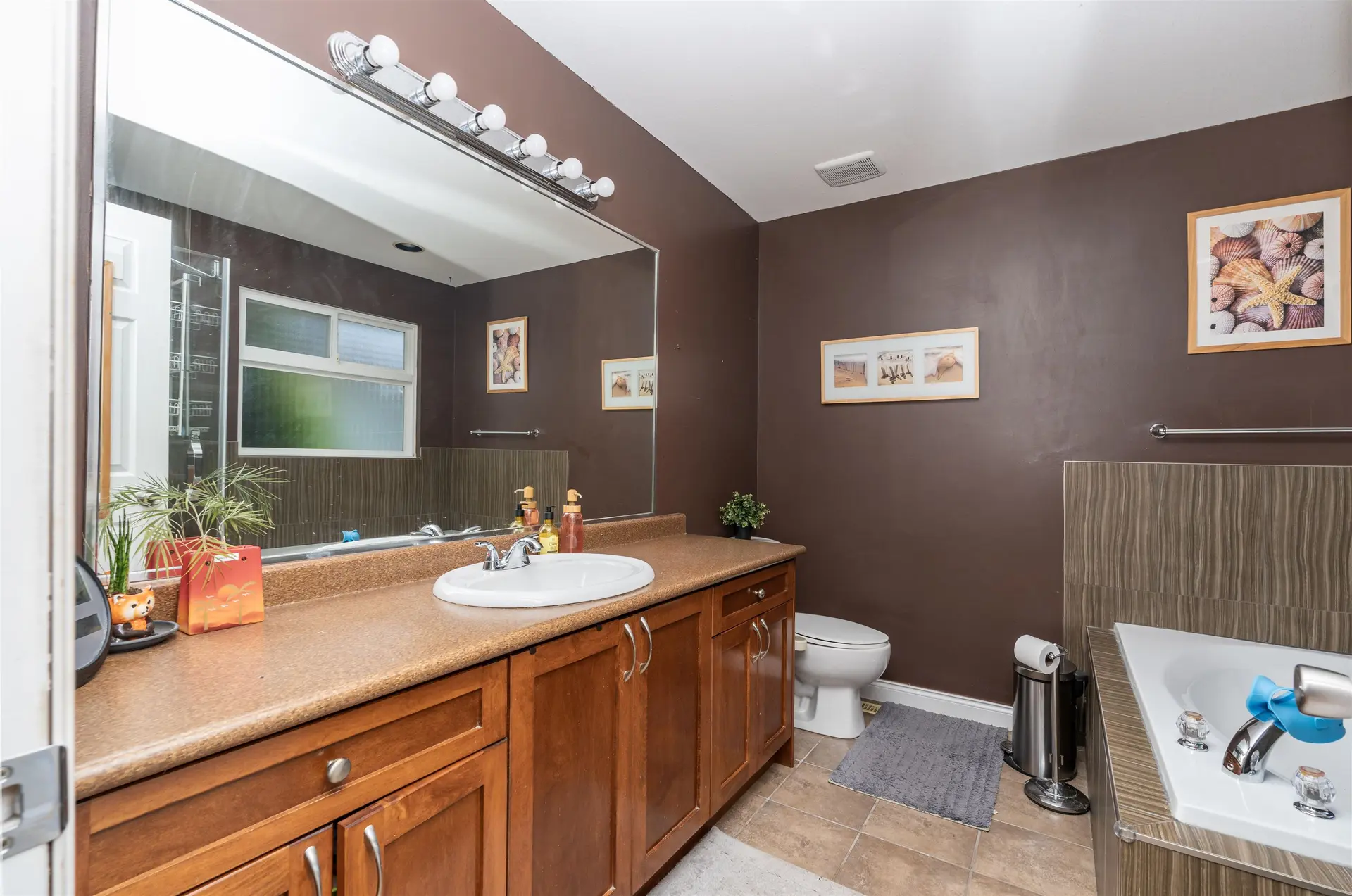 8364 Harris Street - Image 7